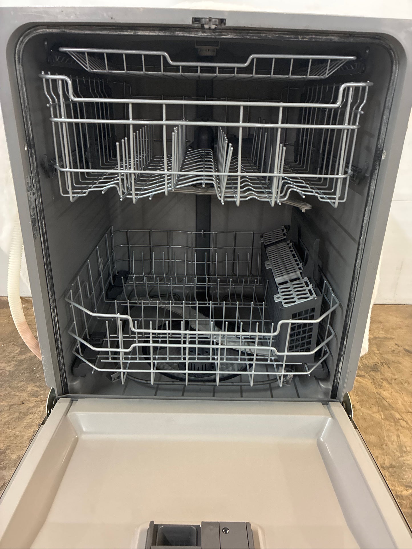 GE Dry Boost 24-in Built-In Dishwasher