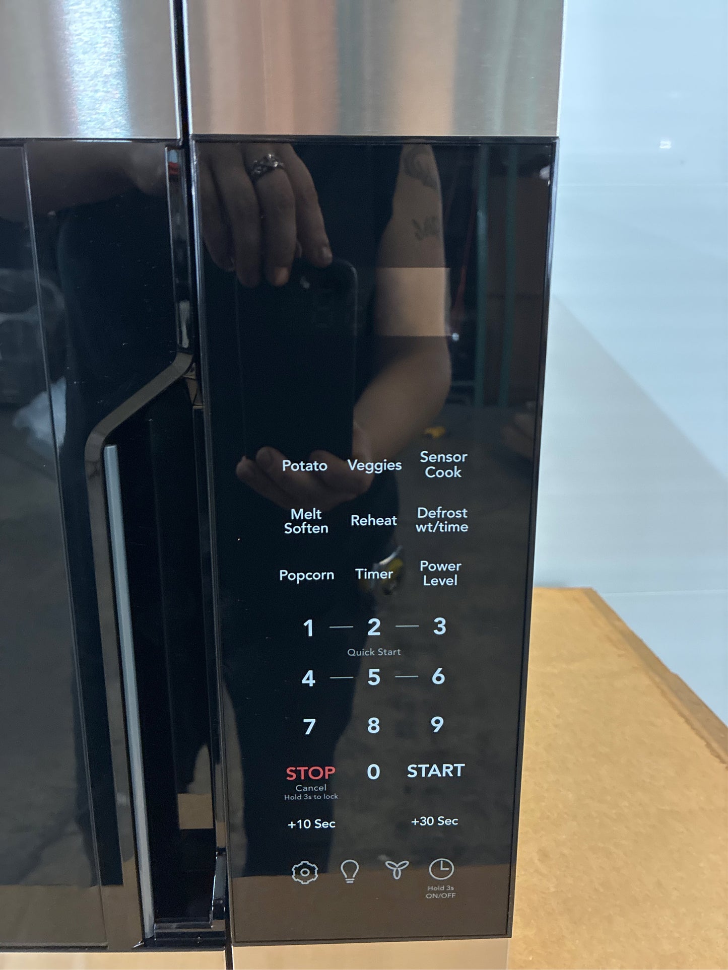 1.8 cu ft Over Range Microwave Stainless