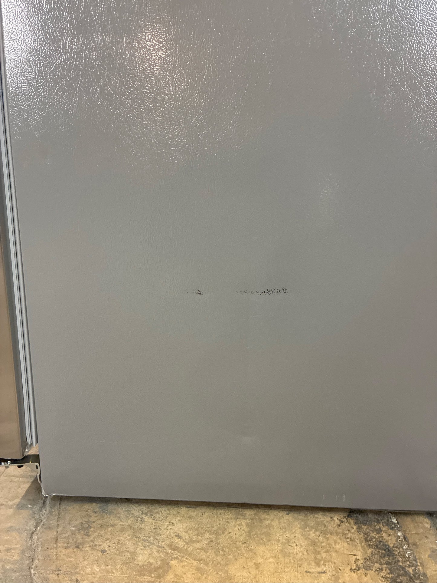 Frigidaire 22.3 cu ft Side-by-Side Refrigerator