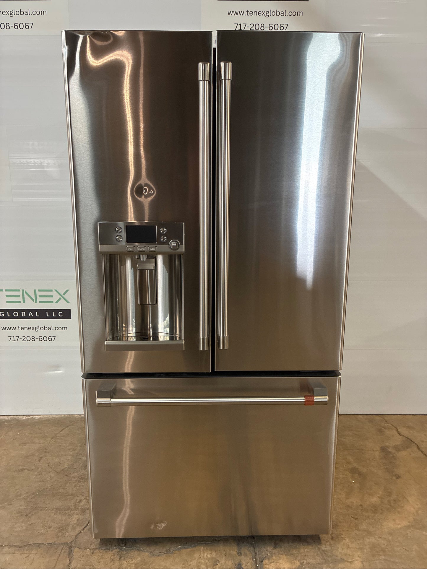 Cafe Hot Water Dispenser 27.8-cu ft Fridge