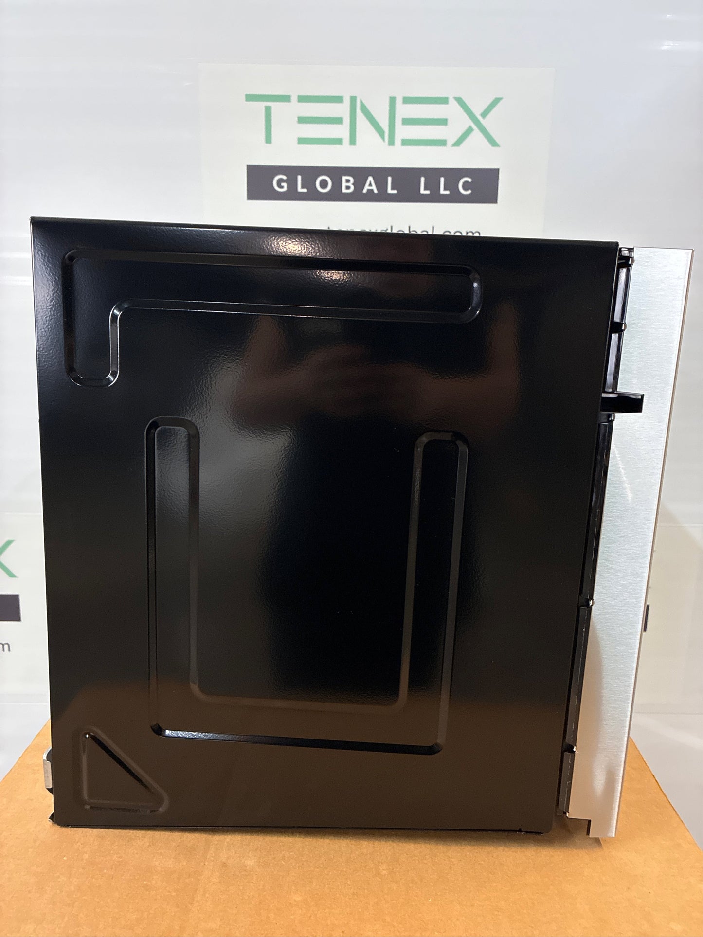 1.9 cu. ft. Microwave, Smudge-Proof Steel
