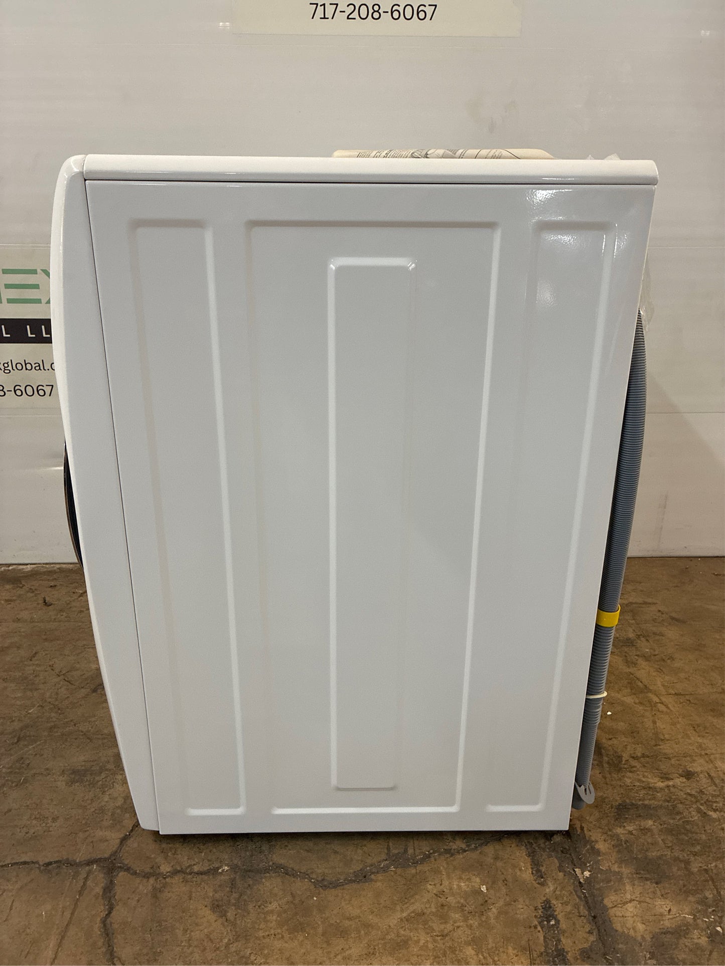 Electrolux 27 in. 4.5 cu. ft. Front Load Washer, White
