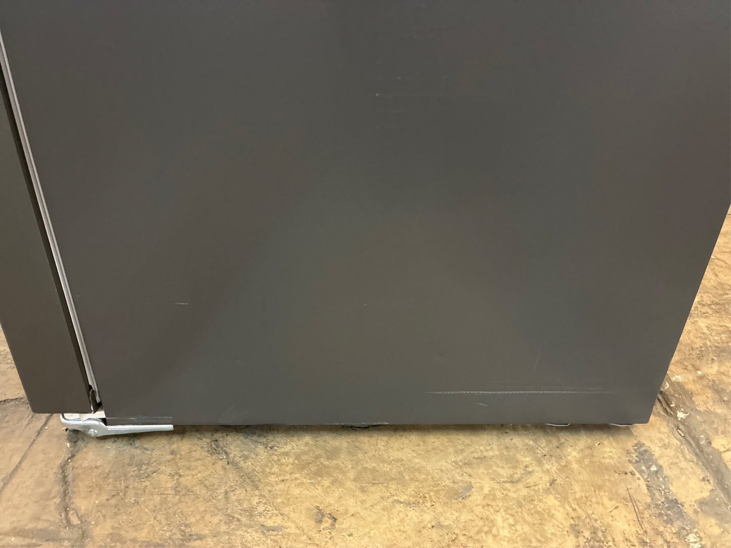 Frigidaire 32.6 in. 20 cu. ft. Frost Free Upright Freezer