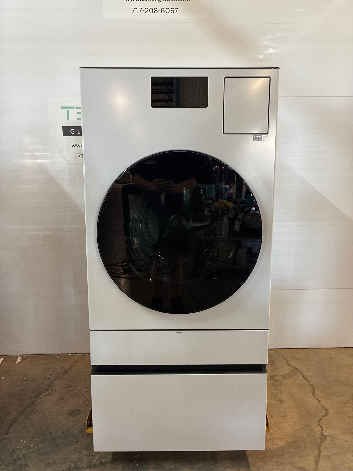Samsung 5.3 cu. ft. Bespoke Washer and Electric Dryer AI Opti