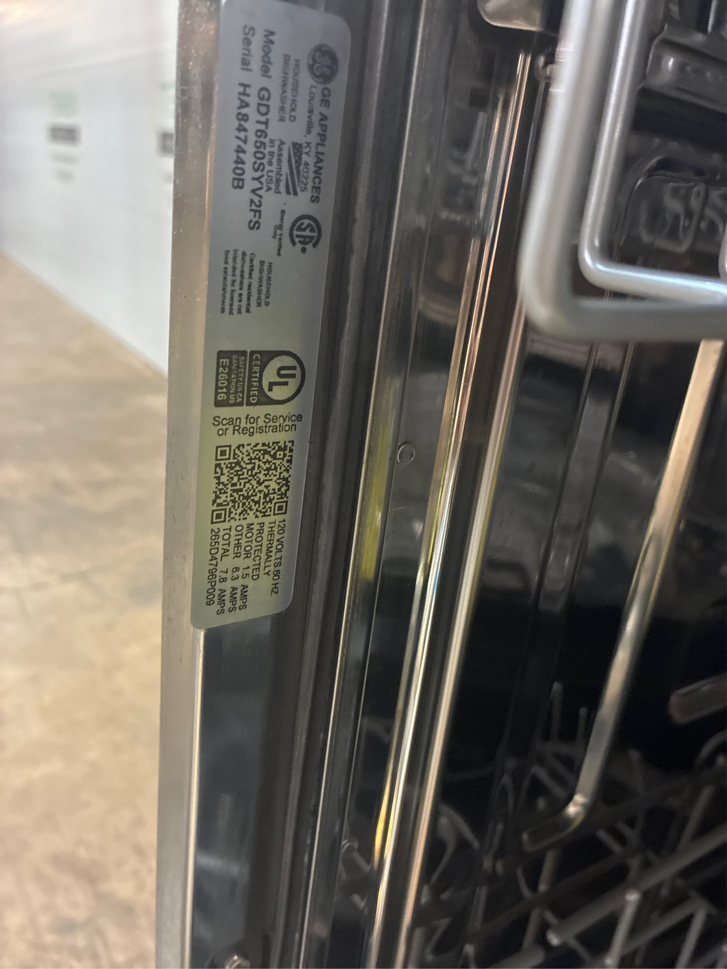 GE 24" Top Control Dishwasher, 47-dBA Quiet