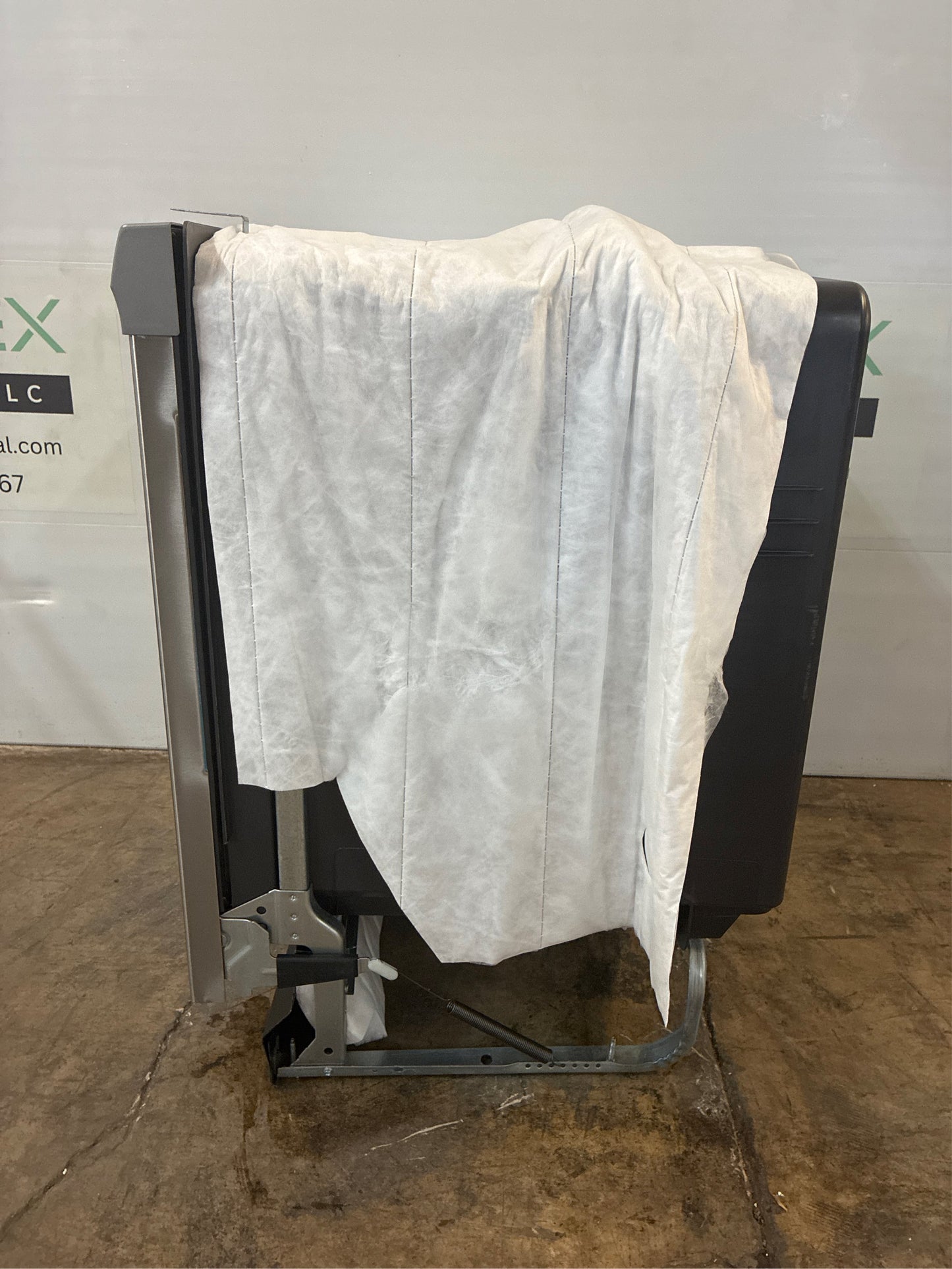 Frigidaire 24 Built-In Dishwasher FDPC4314AS