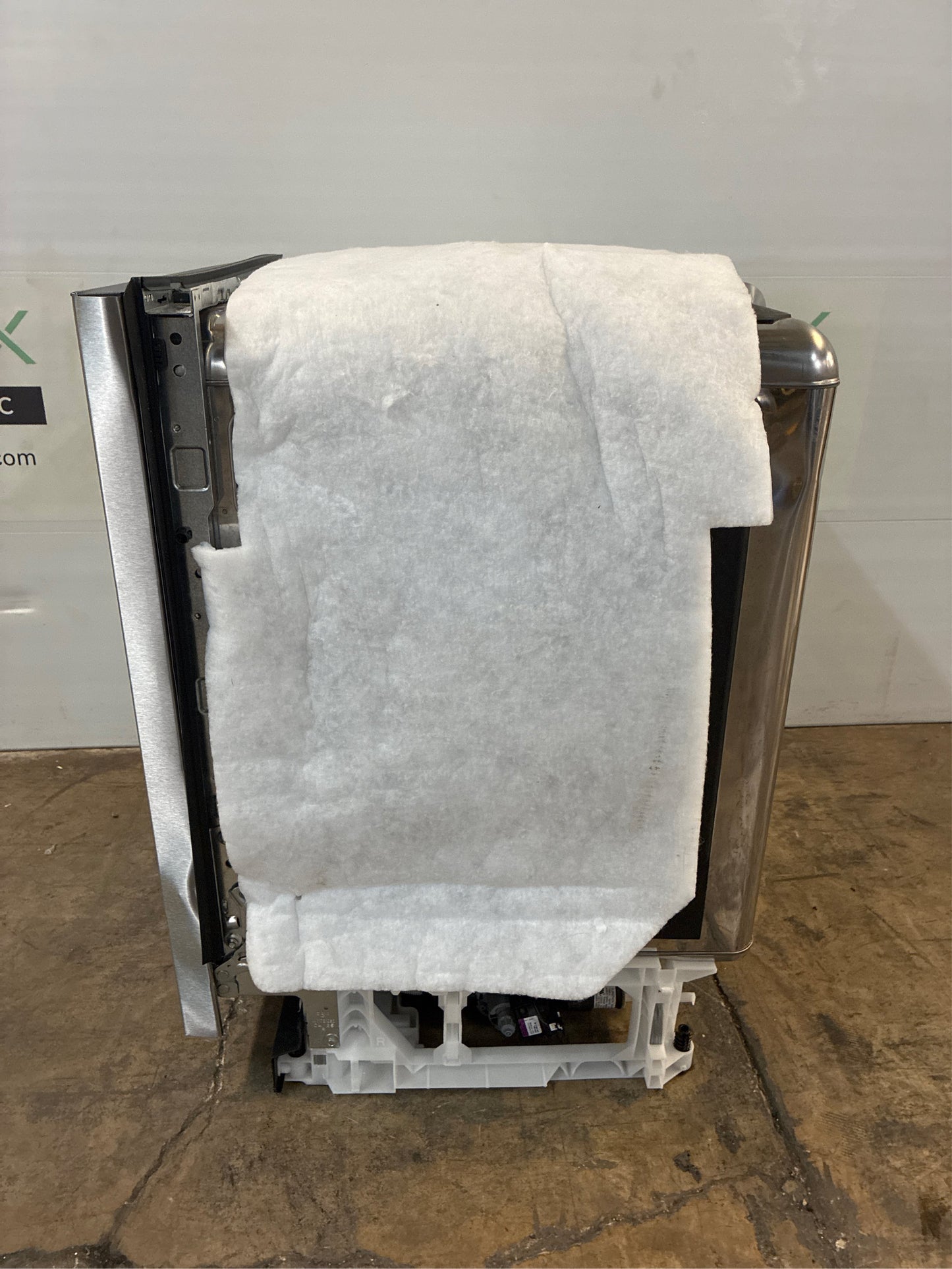 Maytag 24" SS Dishwasher, 50 dBA