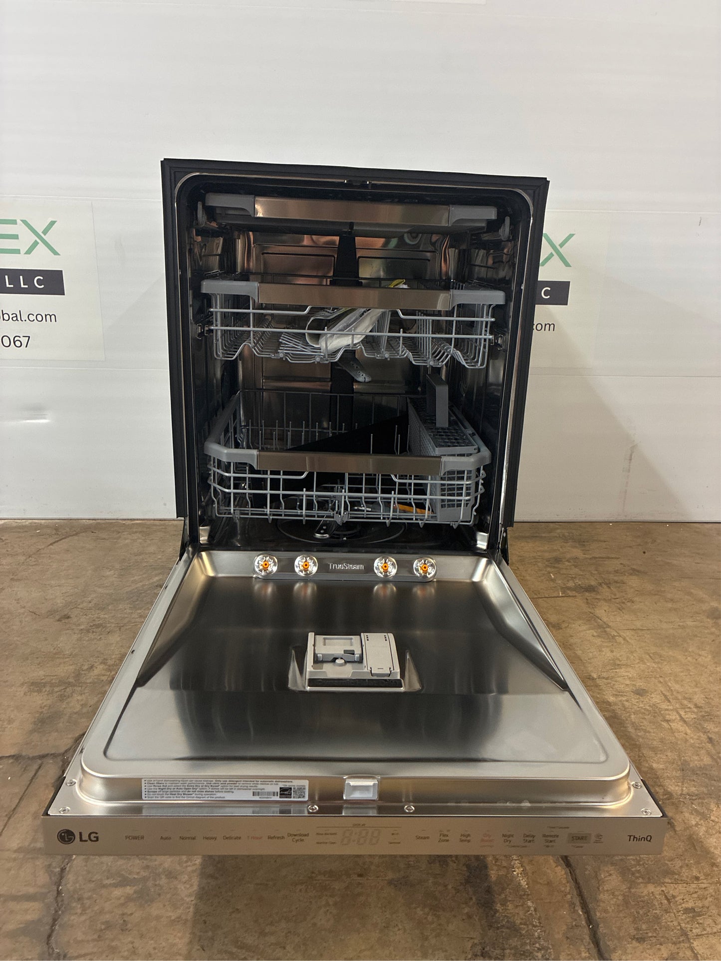 24 in. Stainless Steel Smart Dishwasher