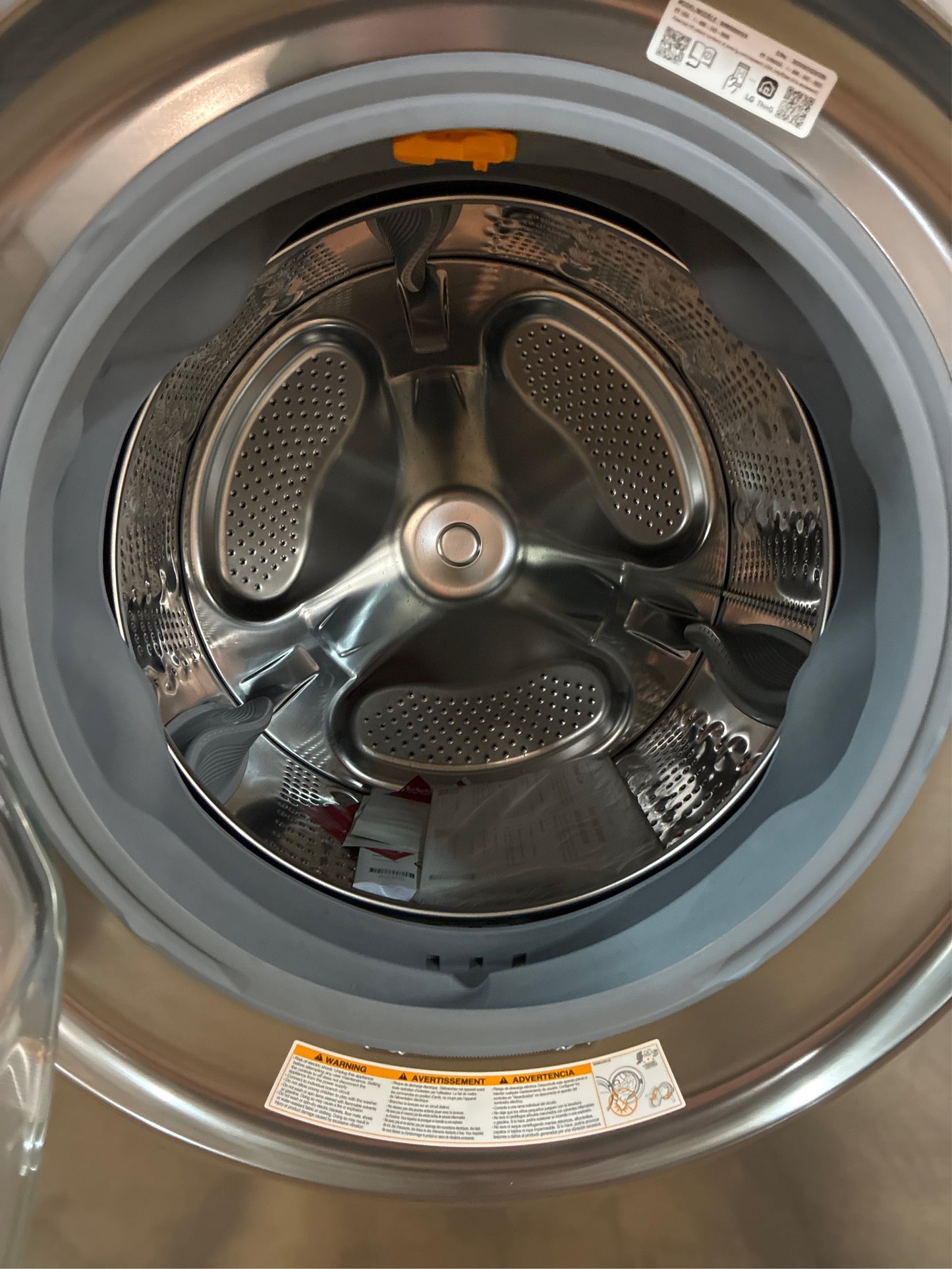 LG TurboWash 360 4.5-cu ft Front Load Washer ENERGY STAR