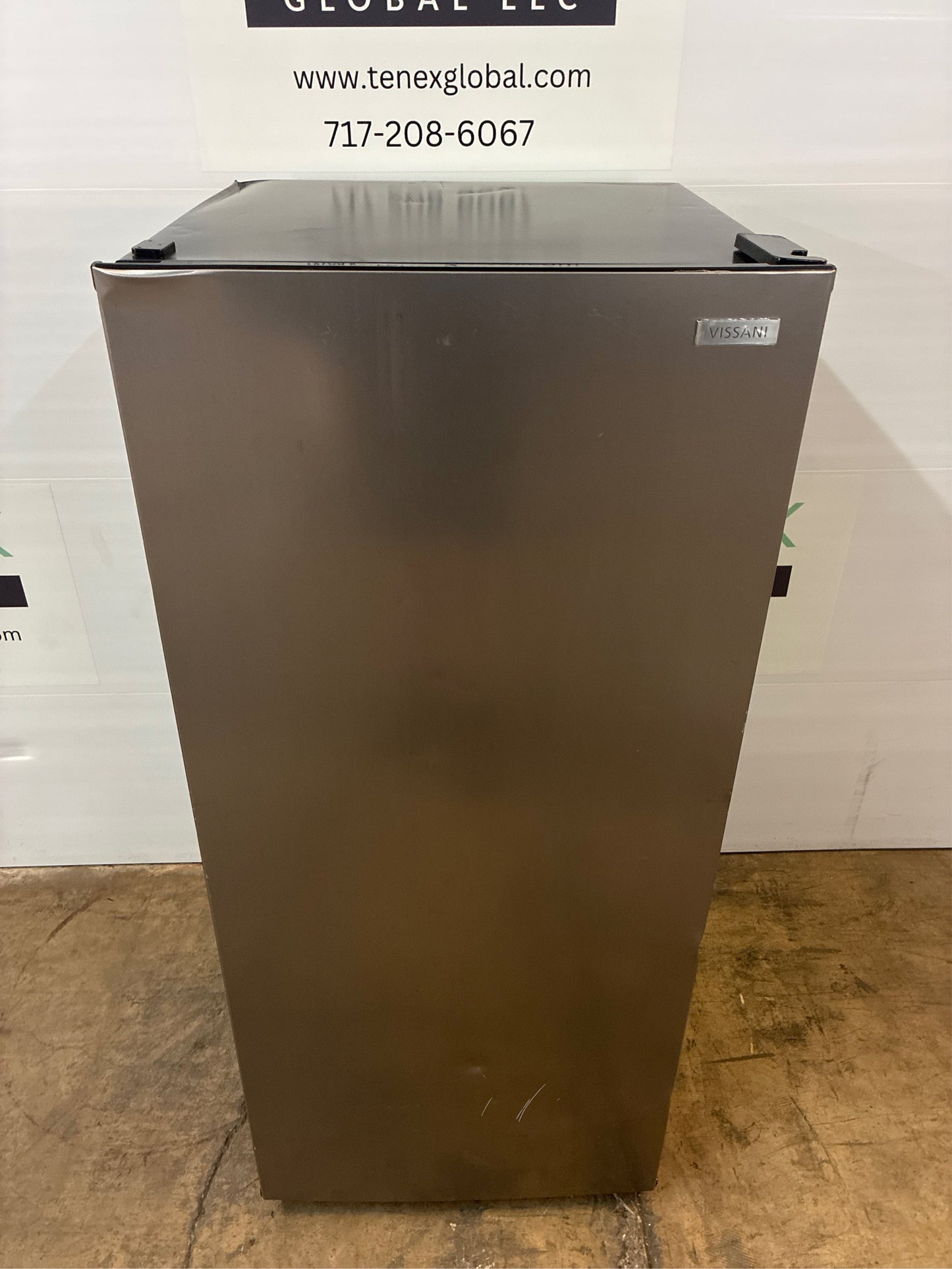 Vissani 7.1 cu. ft. Manual Defrost Freezer