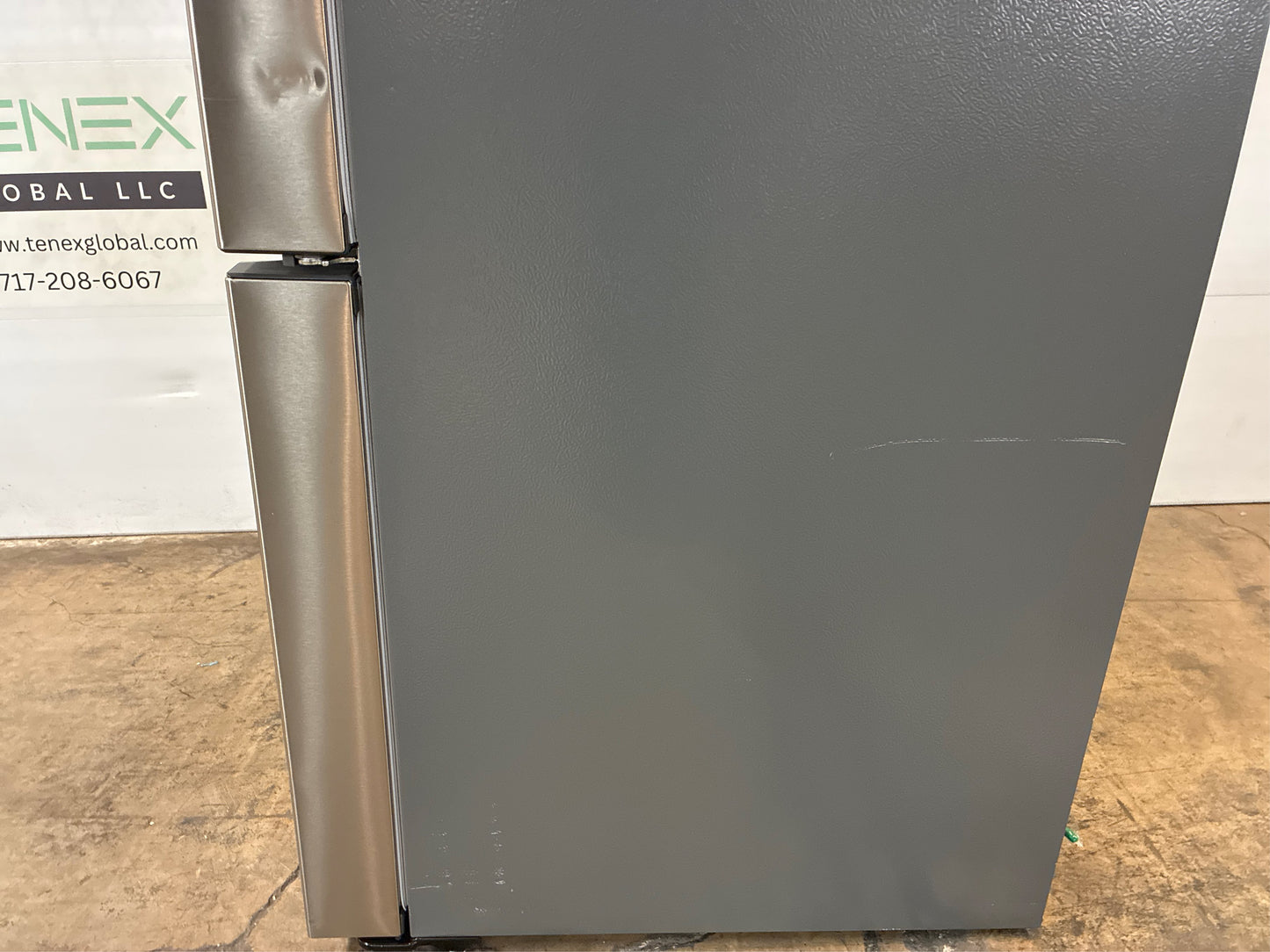 Frigidaire Gallery 30 in. 20.3 cu. ft. Refrigerator with Bottom Freezer