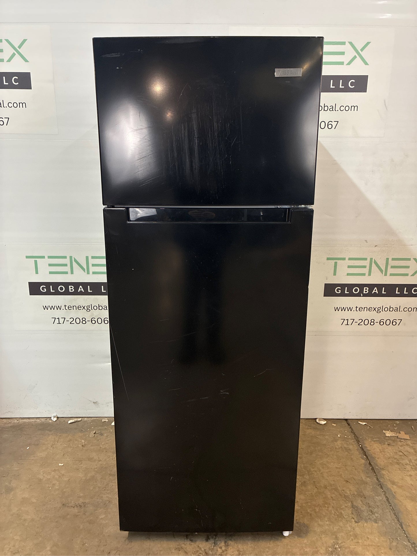 Vissani 7.2 cu. ft. Top Freezer Refrigerator in Black