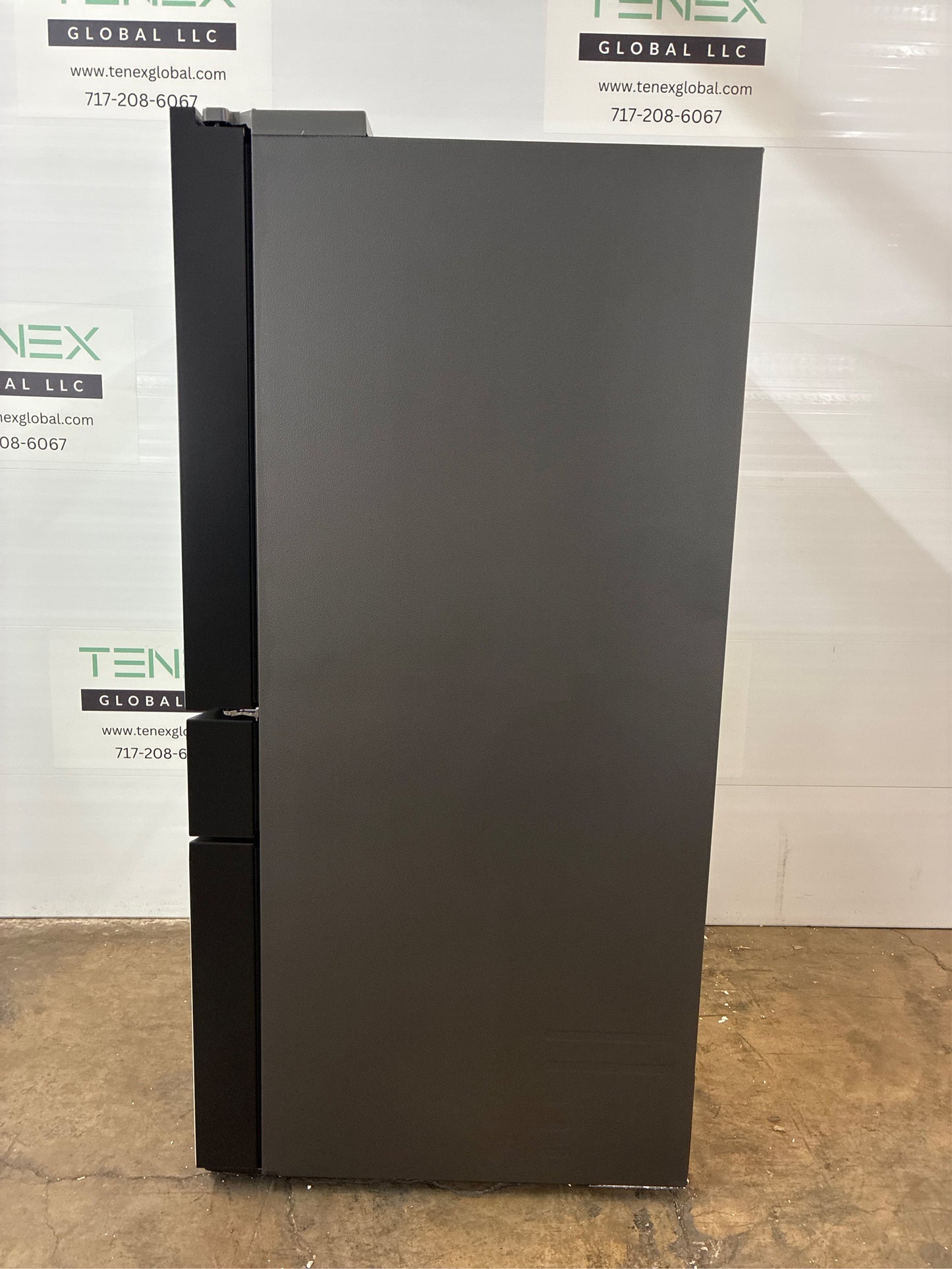 Bespoke 4-Door Smart Refrigerator w/ Bev Center