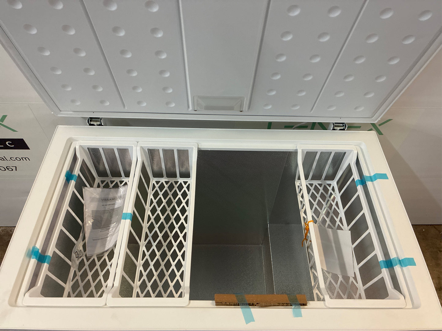 8.8 cu. ft. Convertible Chest Freezer