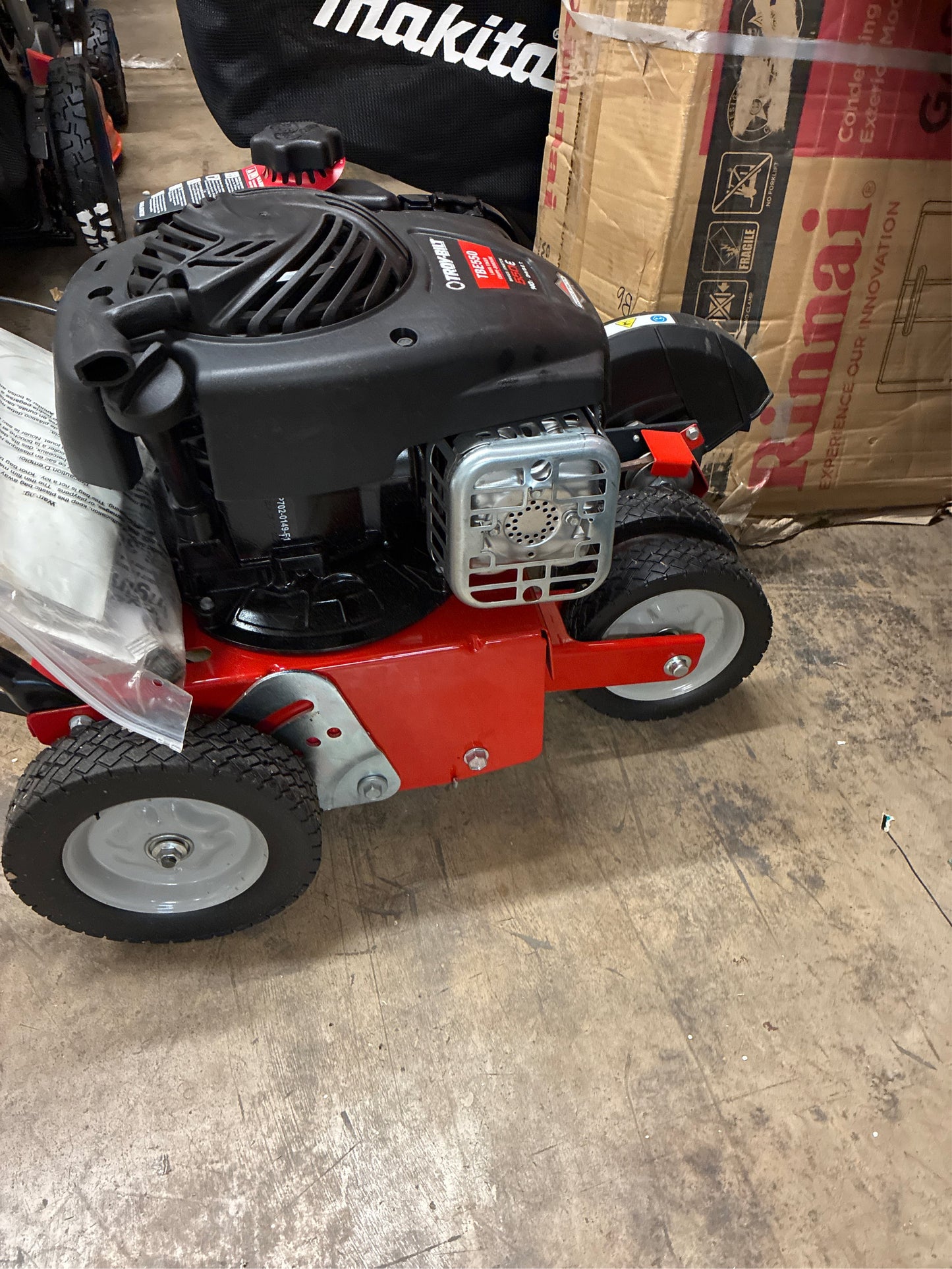Troy-Bilt 25A-55T4B66 Walk-Behind Lawn Edger