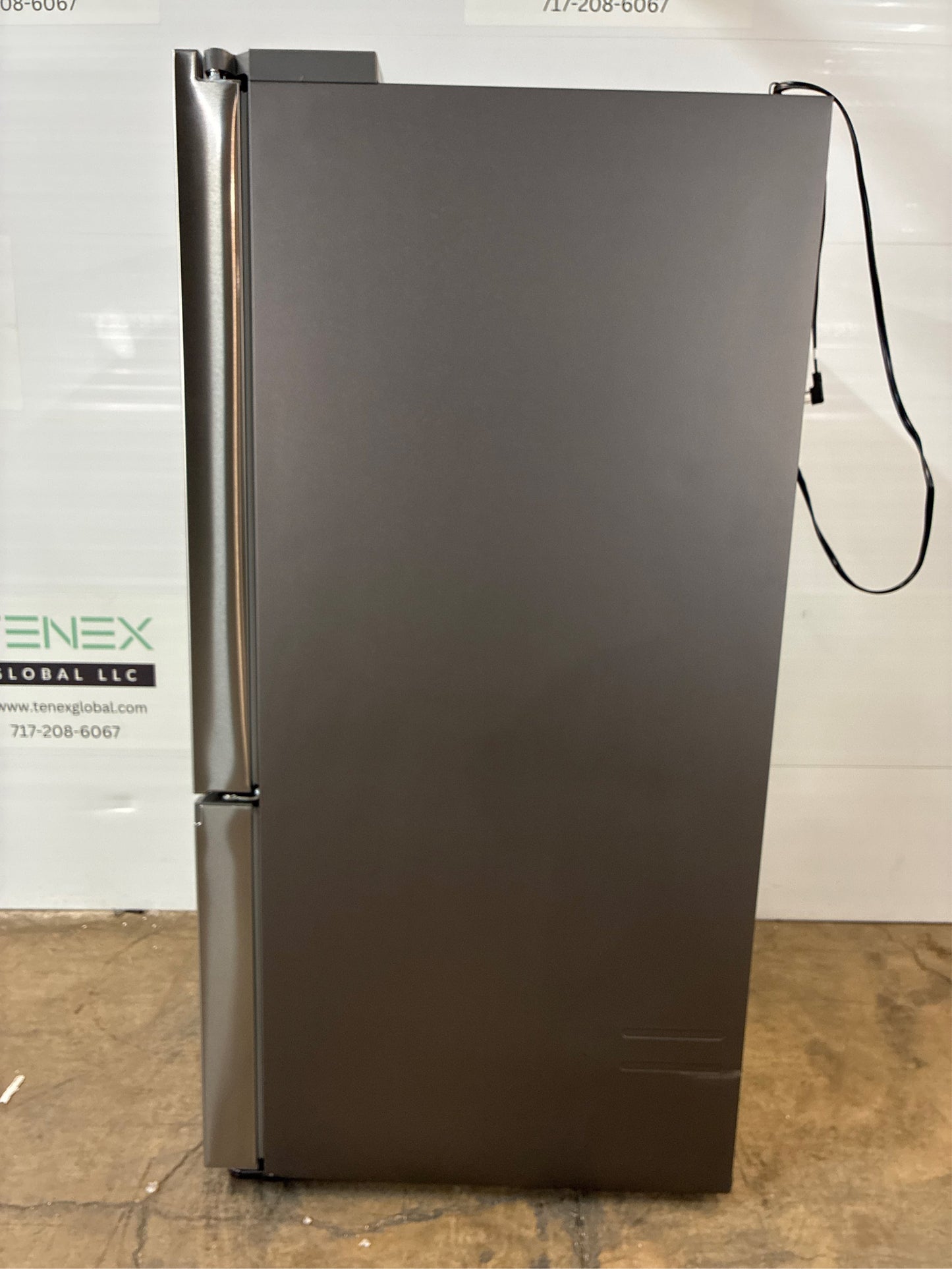22 cu. ft. 3-Door French Door Smart Refrigerator