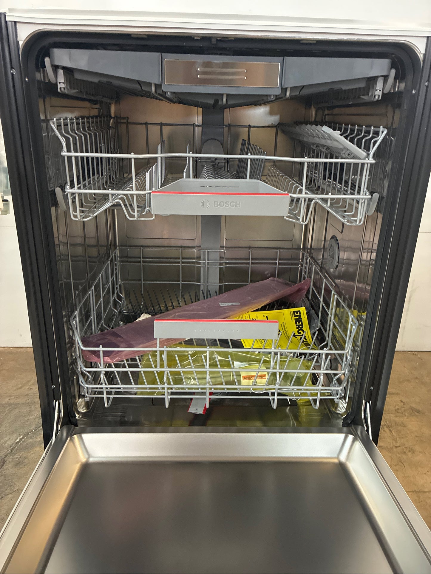 Bosch 800 Series 24-in Smart Dishwasher