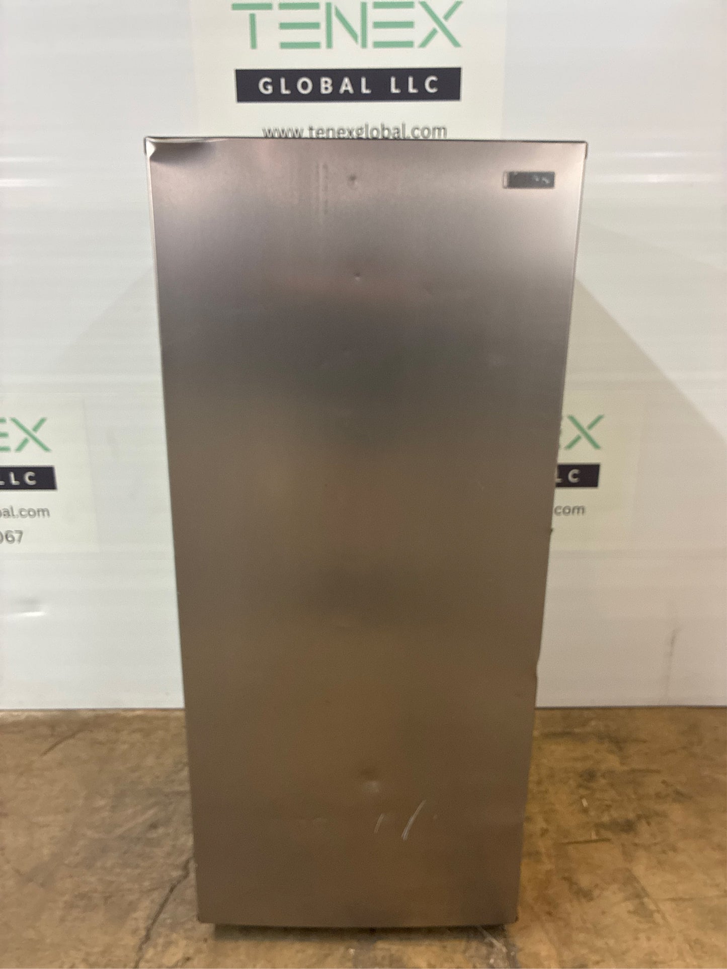 Vissani 7.1 cu. ft. Manual Defrost Freezer