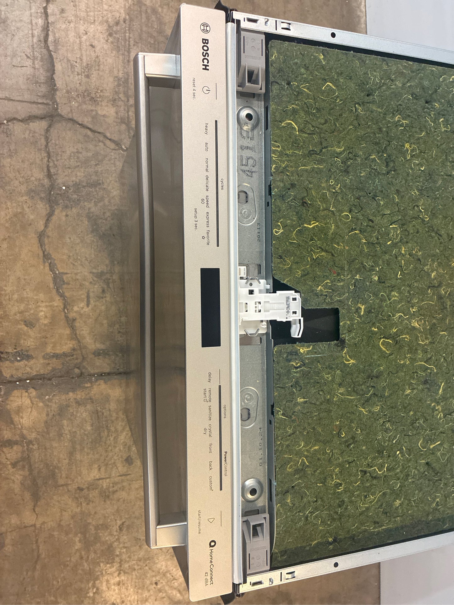 Bosch 24-in Smart Dishwasher, 42-dBA