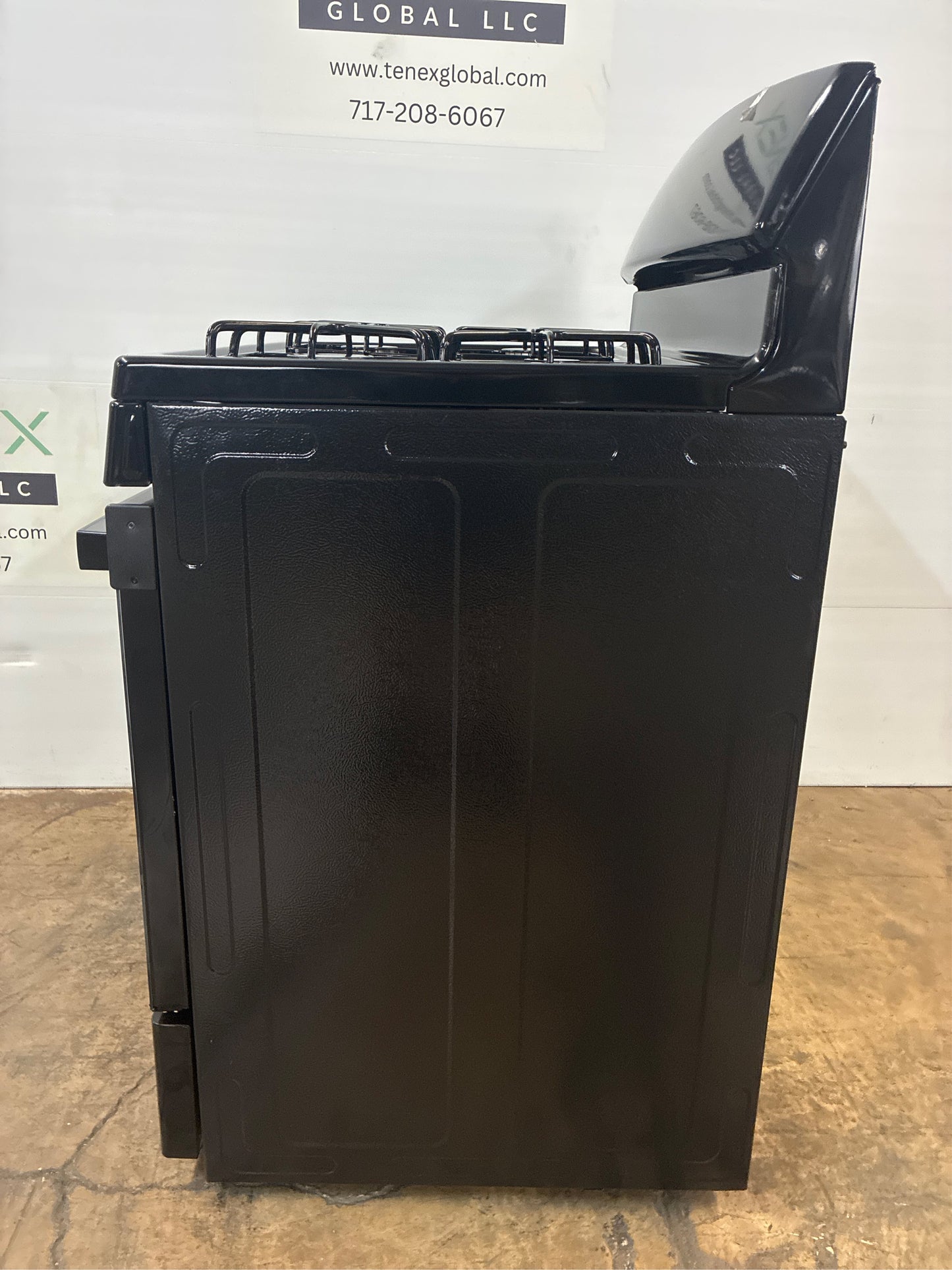 GE 30" 4-Burner 4.8-cu ft Gas Range Black