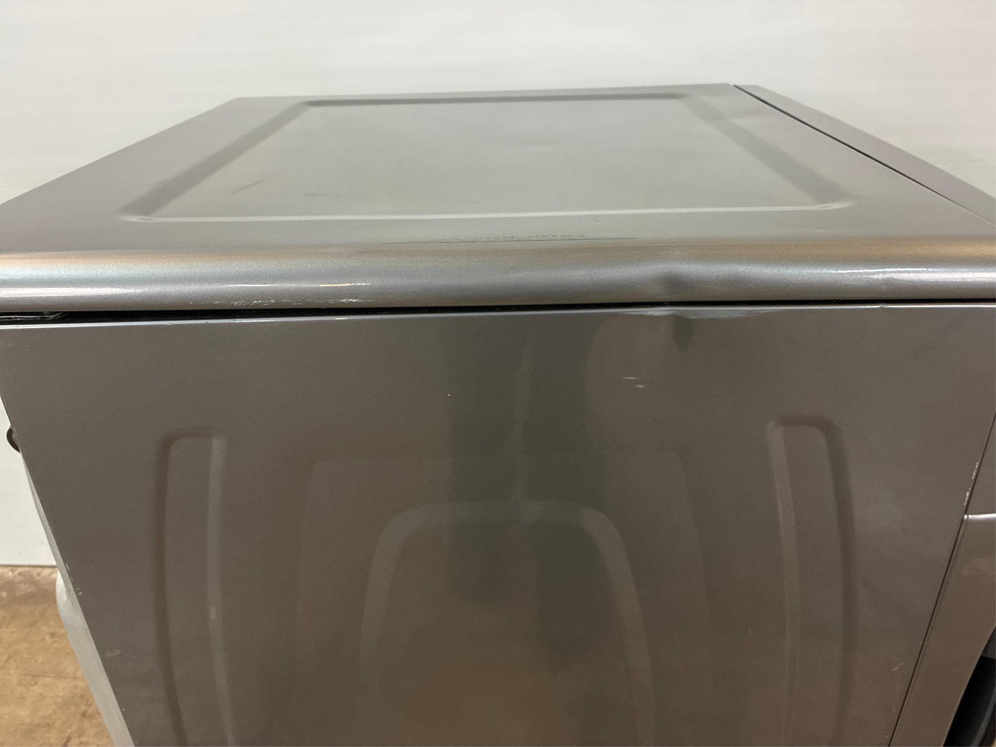 Whirlpool 7.4 cu. ft. Vented Gas Dryer in Chrome Shadow