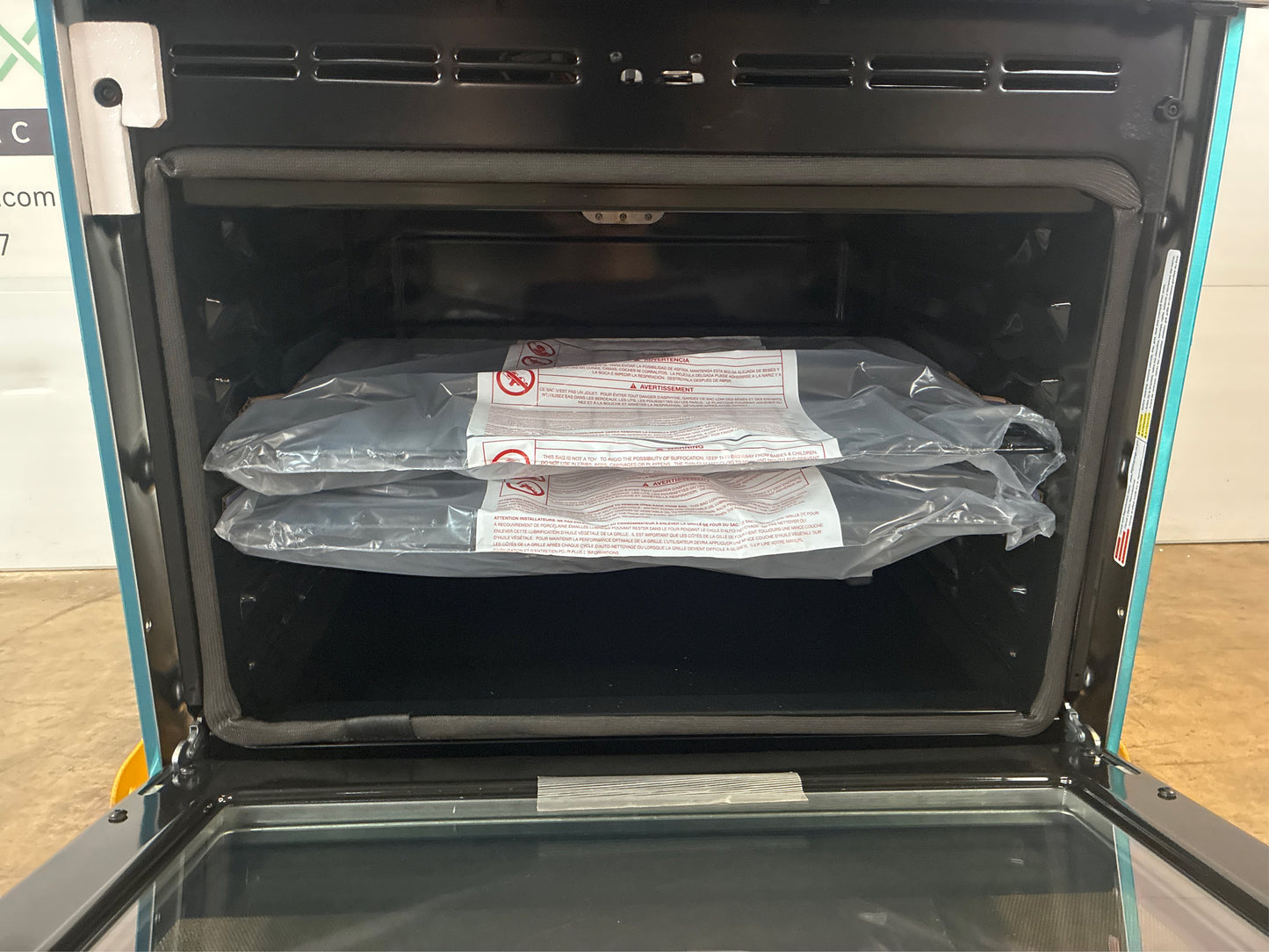 GE 30-in Smart Double Electric Wall Oven