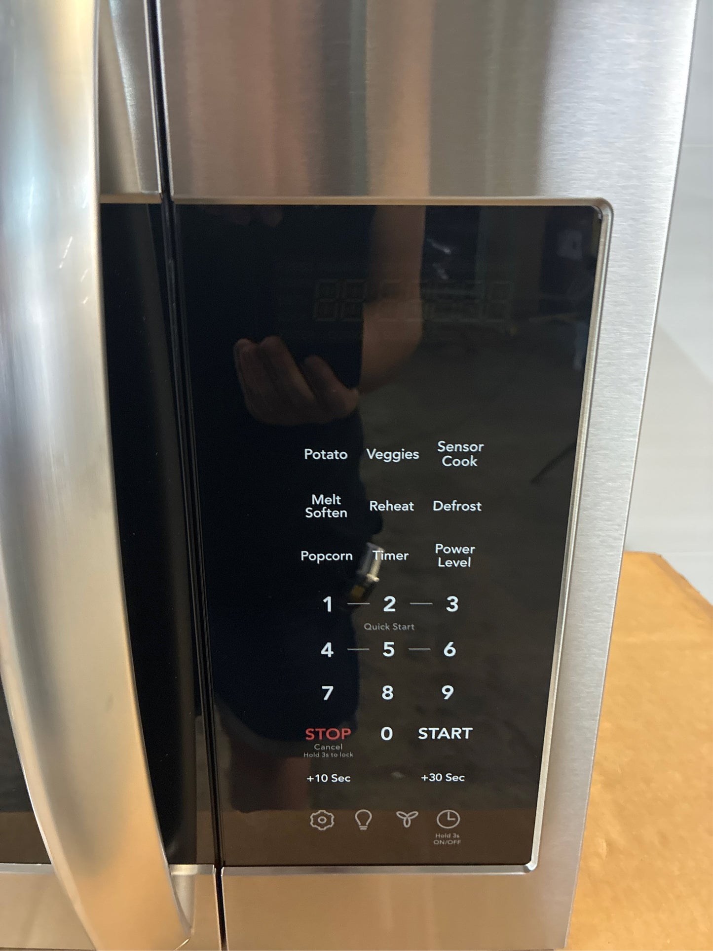 1.9 cu. ft. Microwave in Stainless Steel