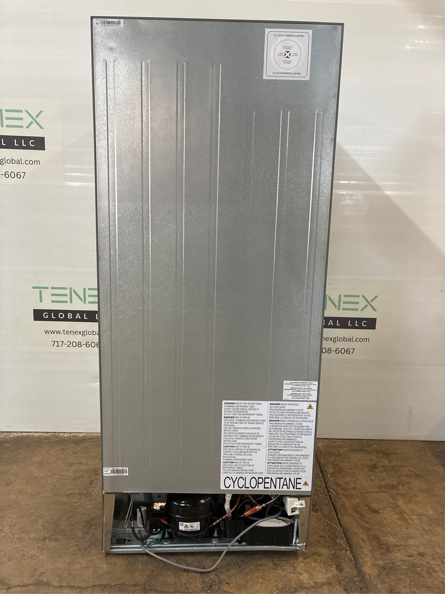 17.6 cu. ft. Top Freezer Refrigerator