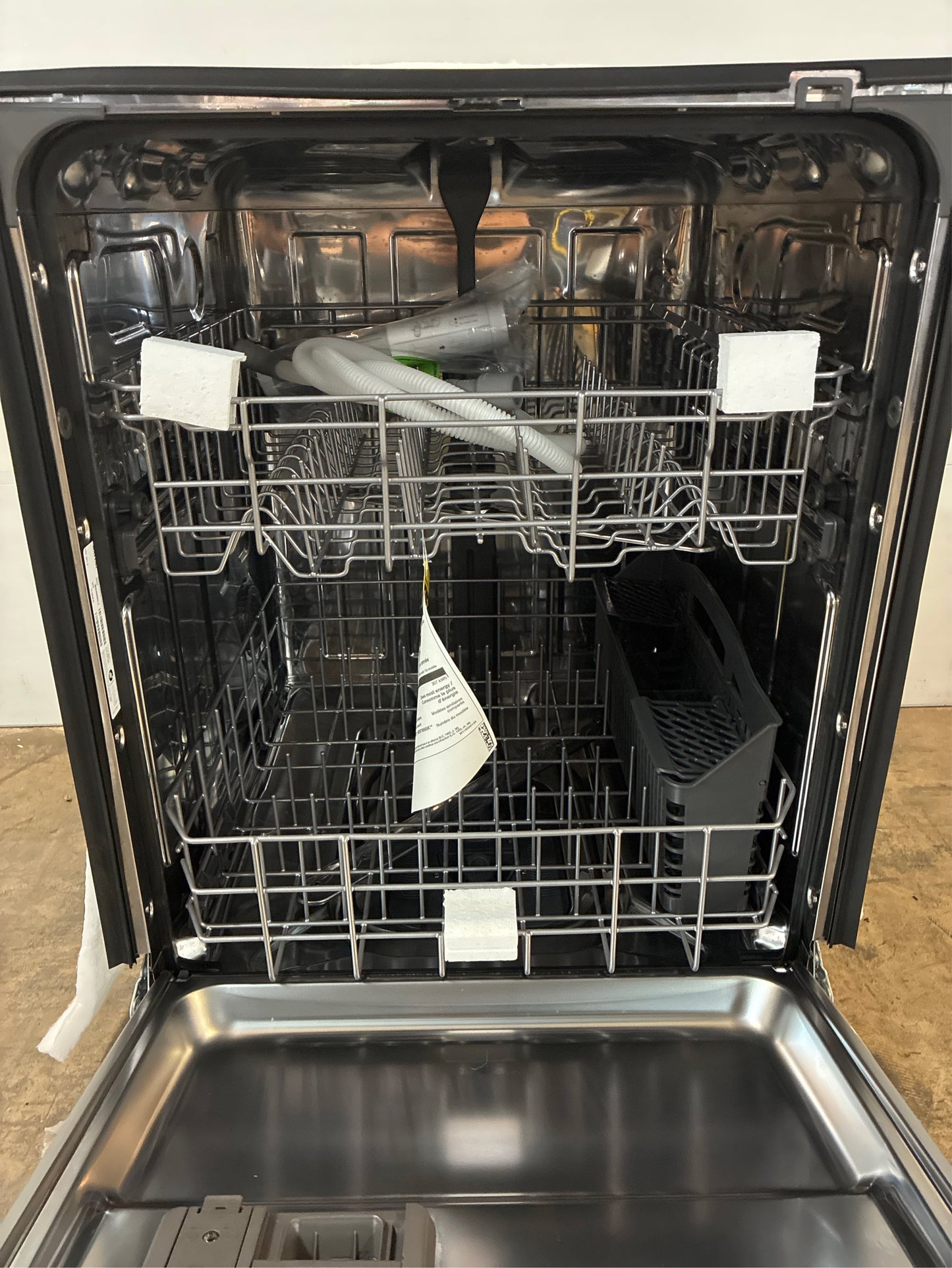 Maytag 24" SS Dishwasher, 50 dBA
