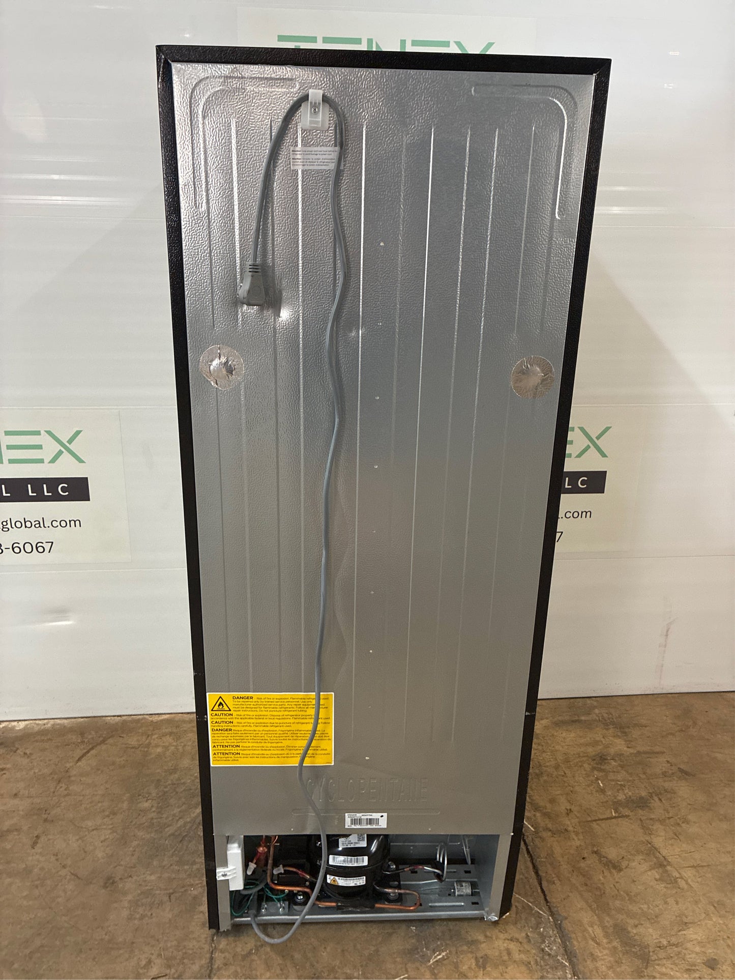 7.1 cu. ft. Top Freezer Refrigerator Stainless