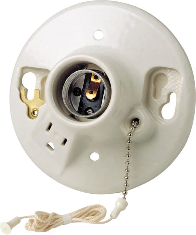 Leviton Porcelain Socket w/Outlet 1 pk