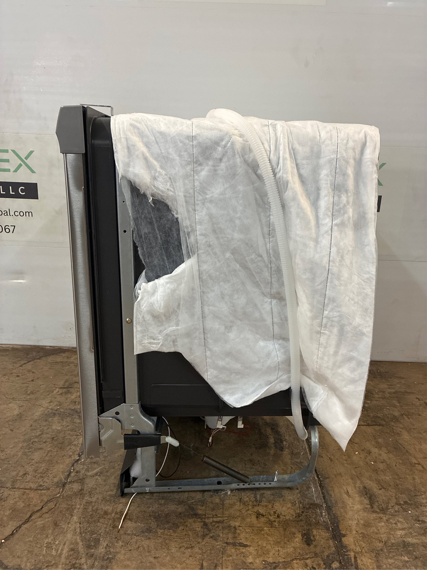 Frigidaire 24 in Built-In Dishwasher, Stainless Steel