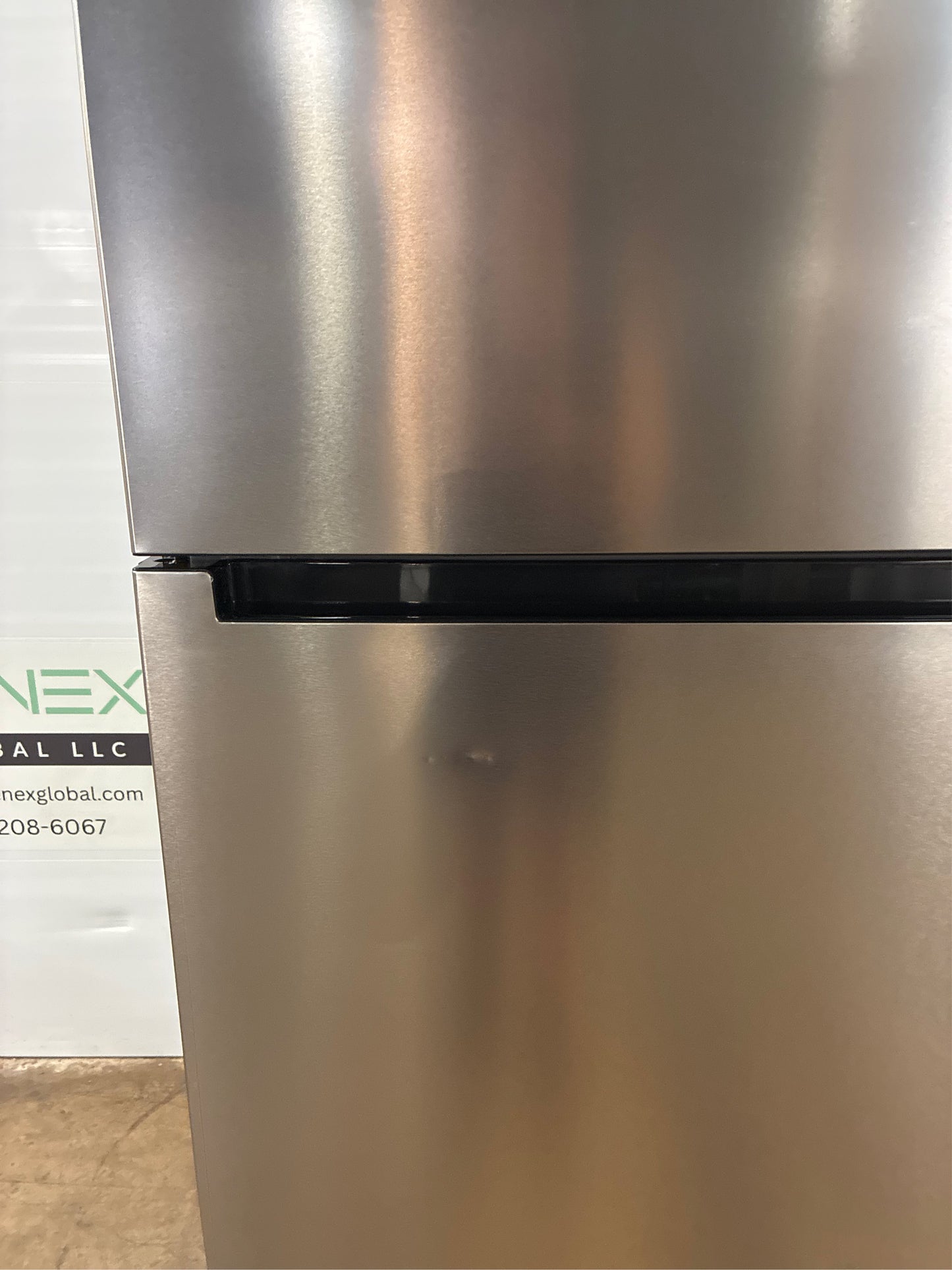 18 cu. ft. Top Freezer Refrigerator, SS Look
