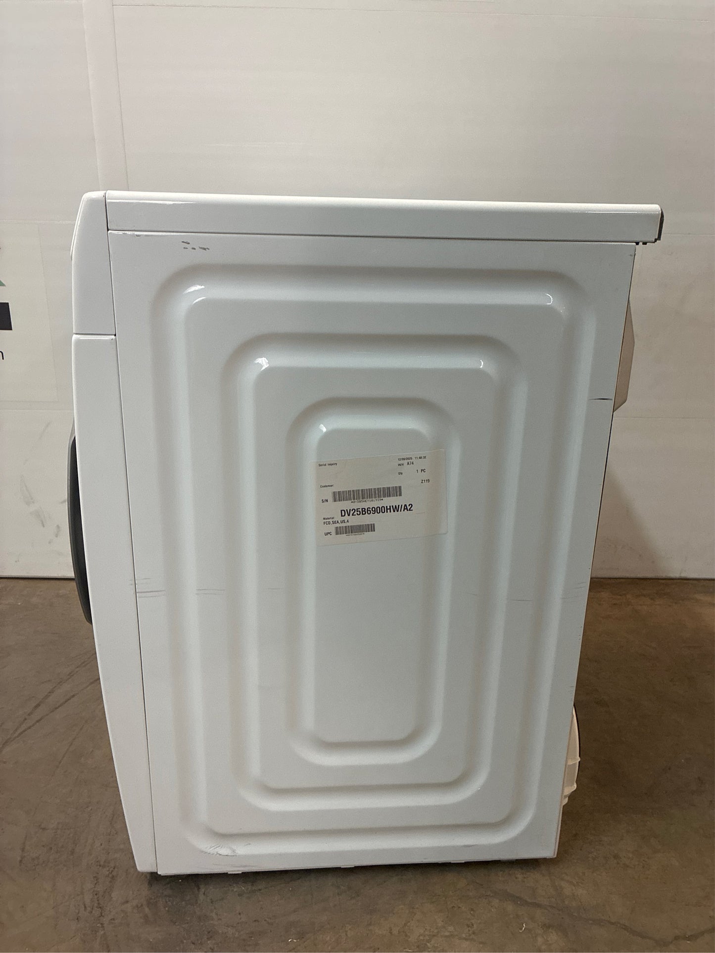 Samsung 4-cu ft Stackable Electric Dryer (White)