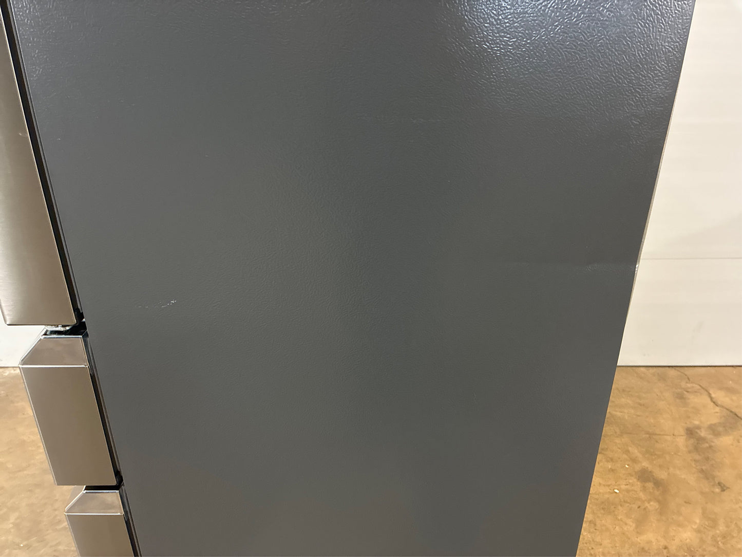 Frigidaire 21.5-cu ft French Door Refrigerator