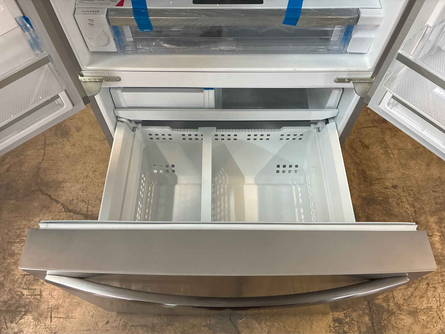 27.8 cu. ft. French Door Refrigerator in SS