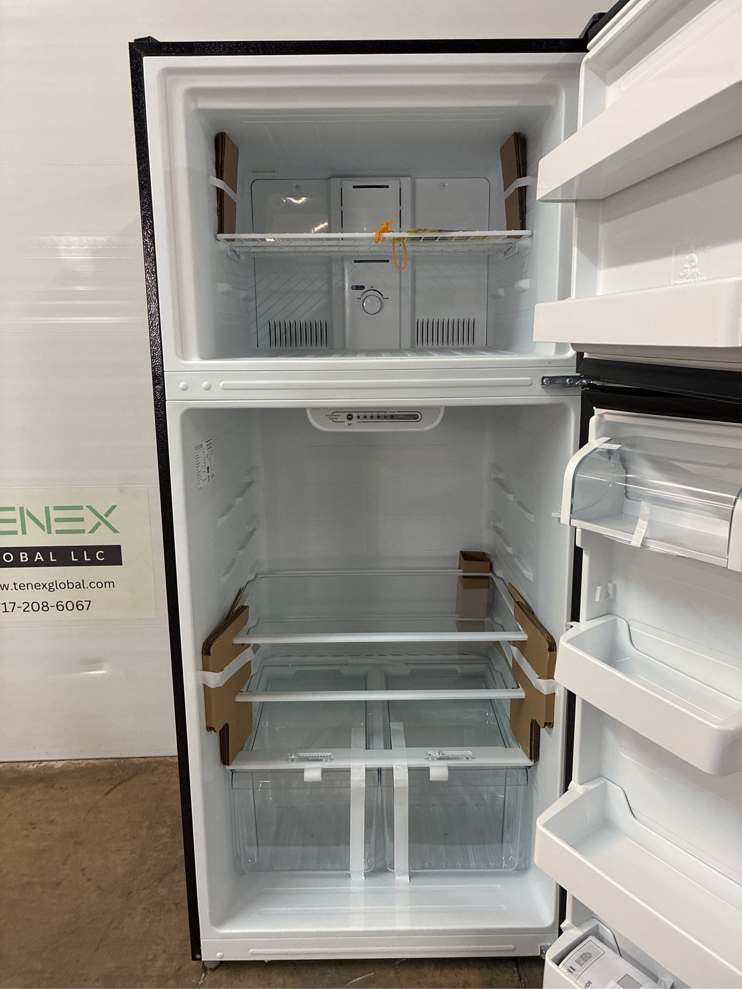18 cu. ft. Top Freezer Refrigerator
