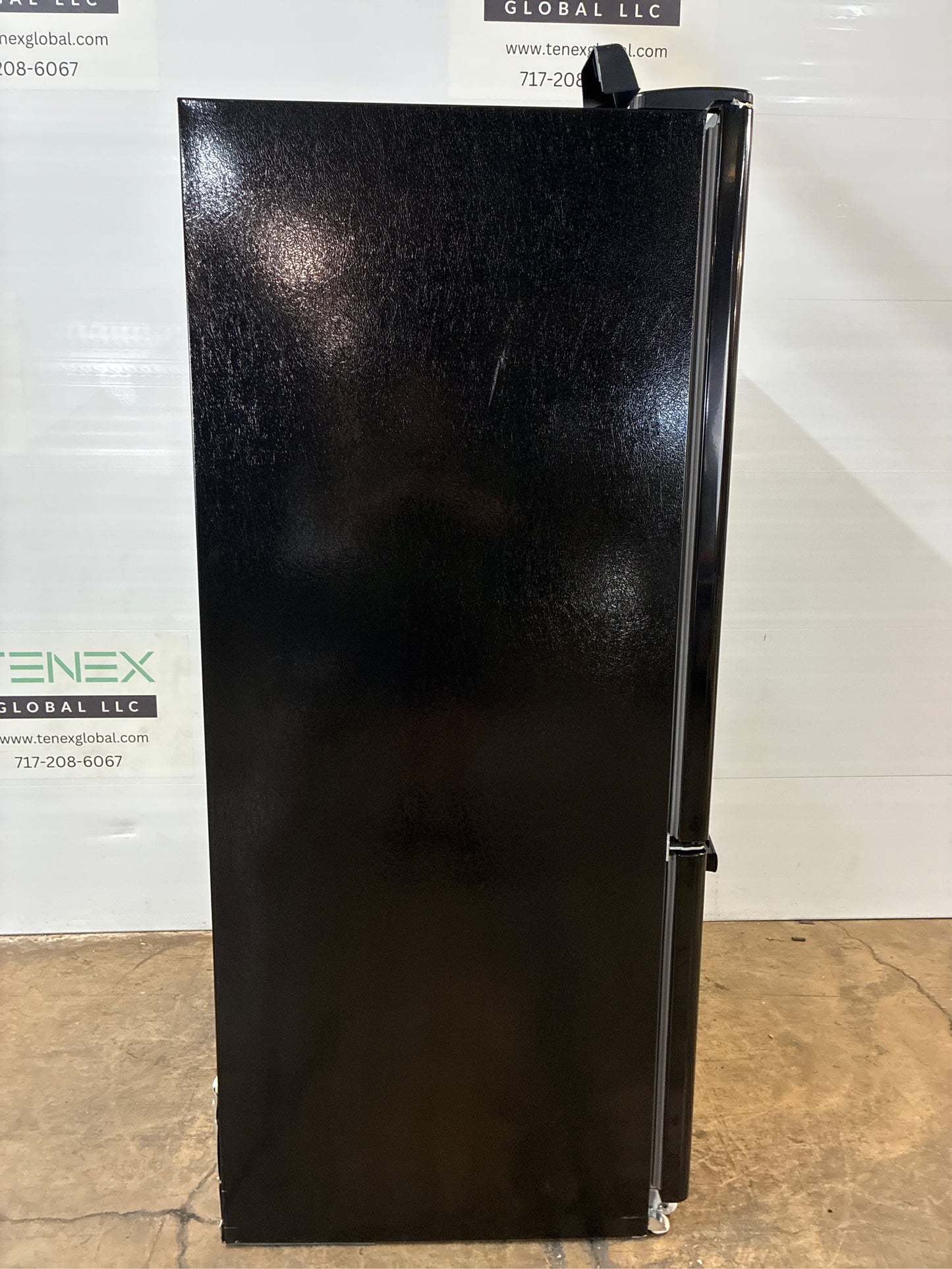 Amana 22 cu. ft. Bottom Freezer Fridge, Black