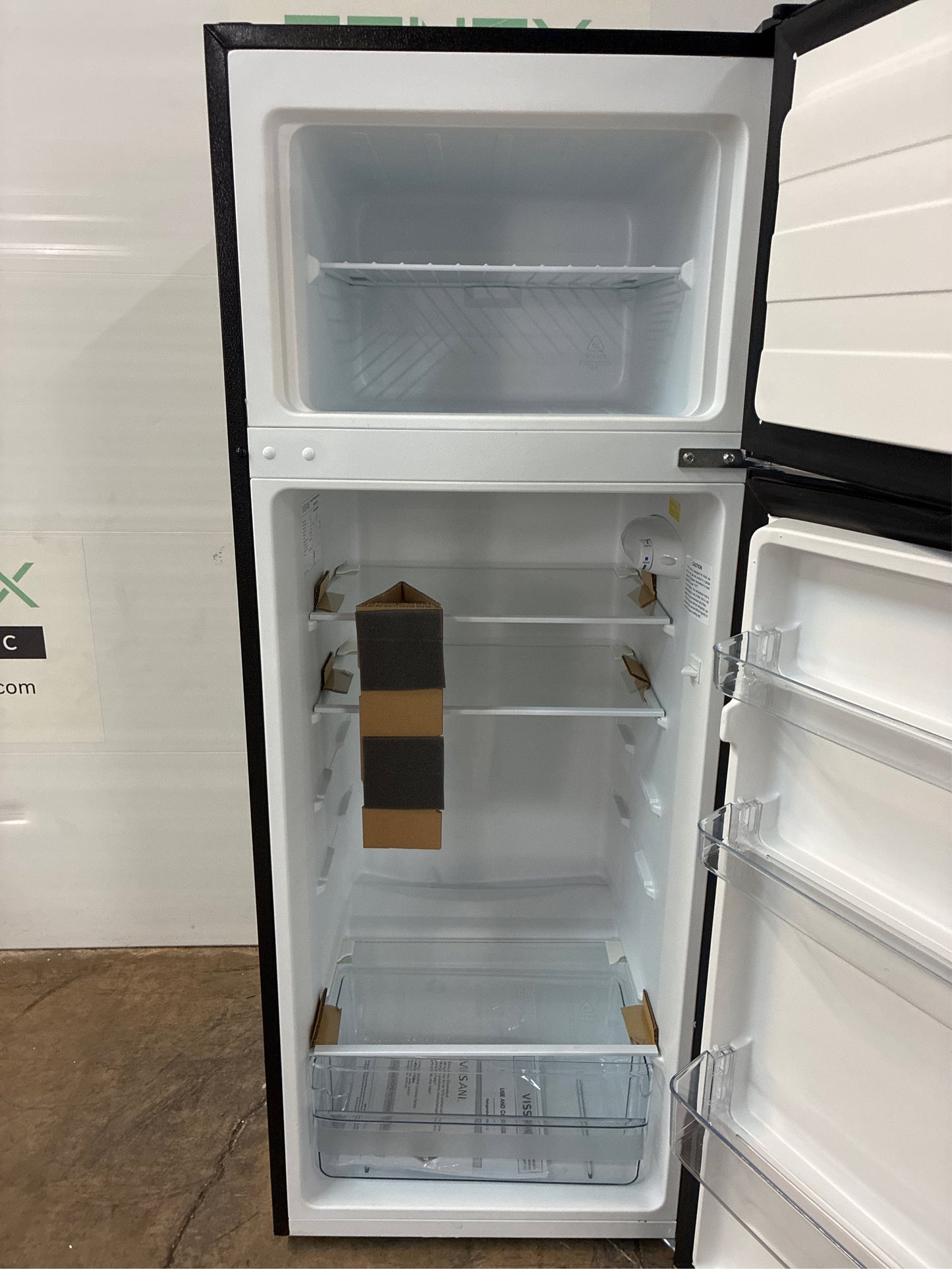 7.1 cu. ft. Top Freezer Refrigerator Steel Look