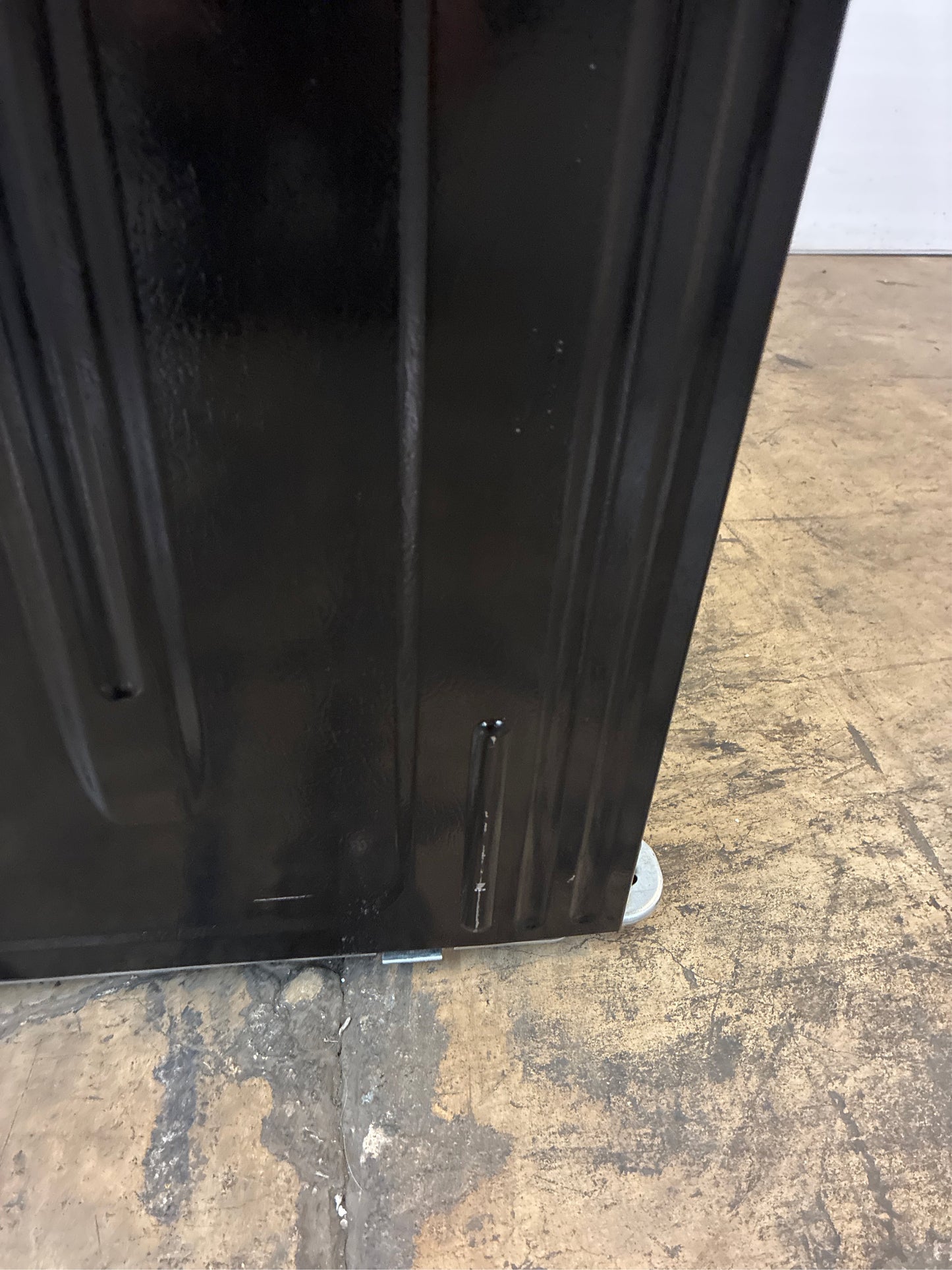 Frigidaire 30 in. 5 Burner Freestanding Electric Range