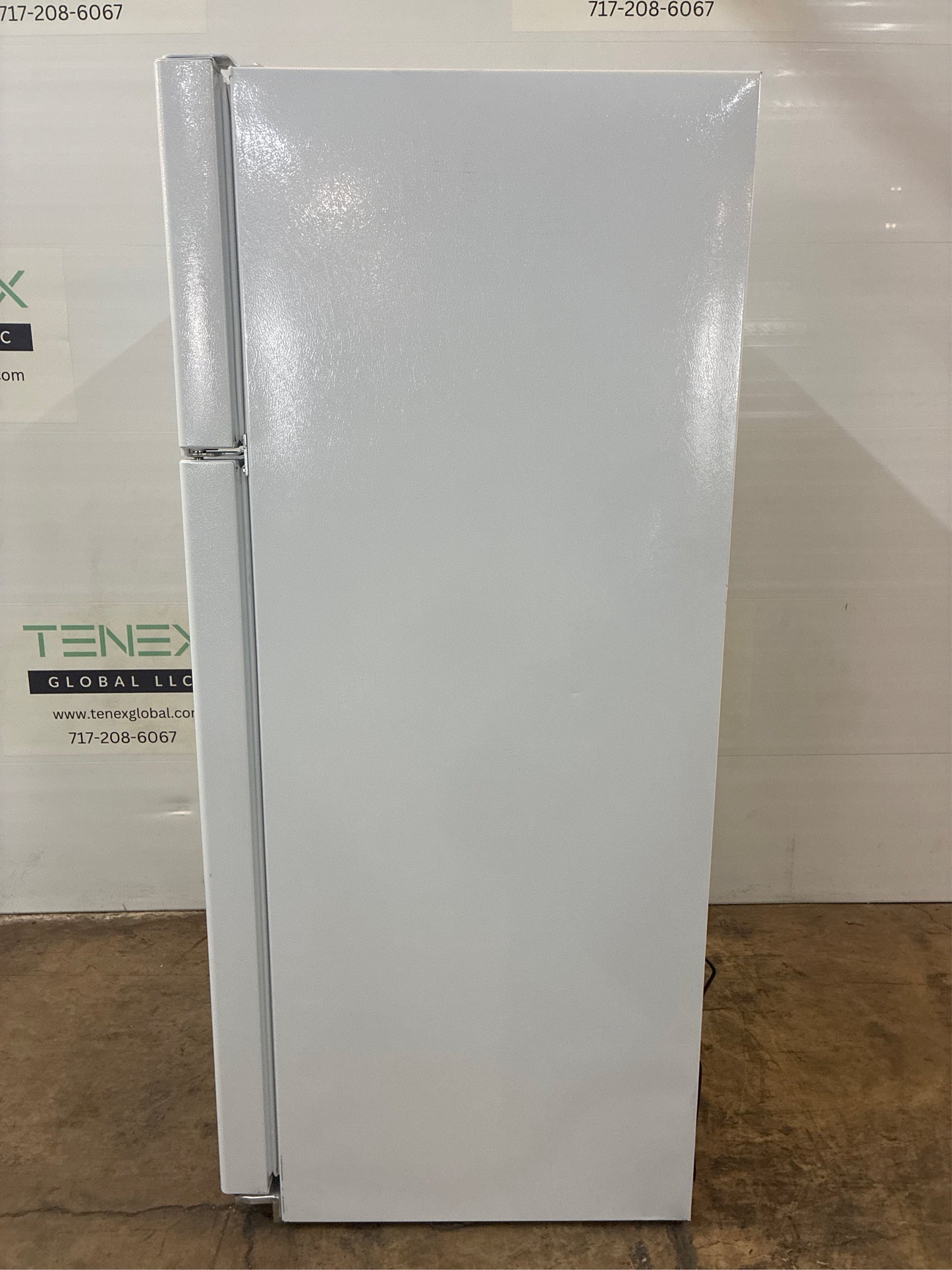GE 17.5-cu ft Top-Freezer Refrigerator (White)