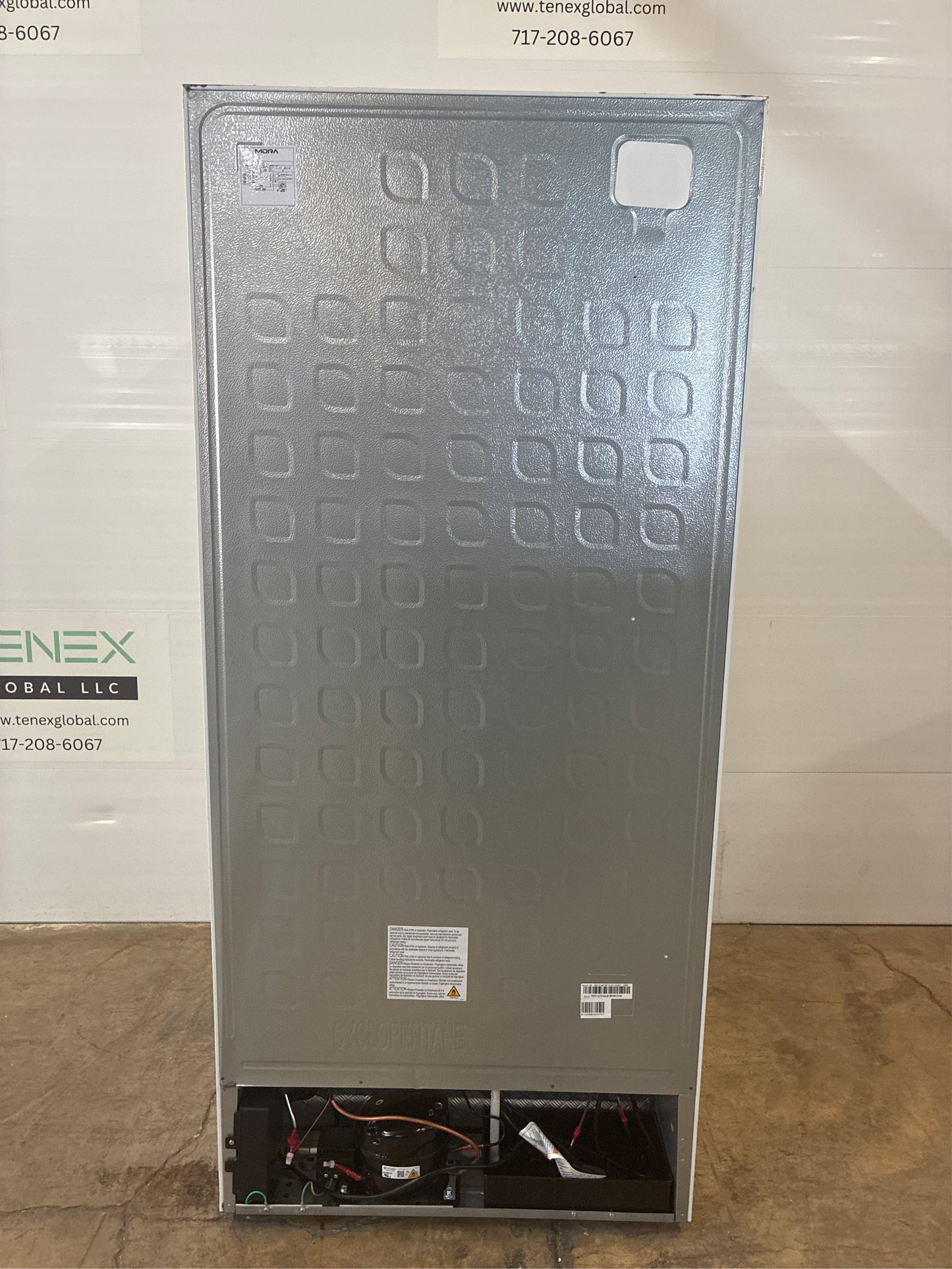 Midea Fingerprint Resistant 18.1-cu ft Refrigerator