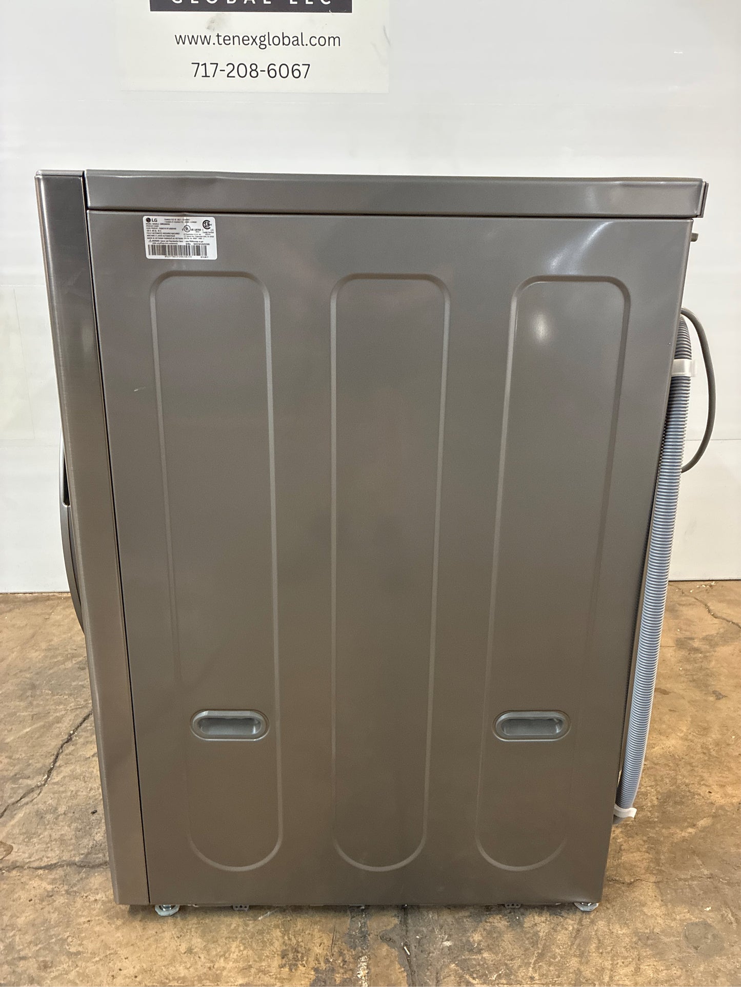 LG TurboWash 360 4.5-cu ft Front Load Washer ENERGY STAR