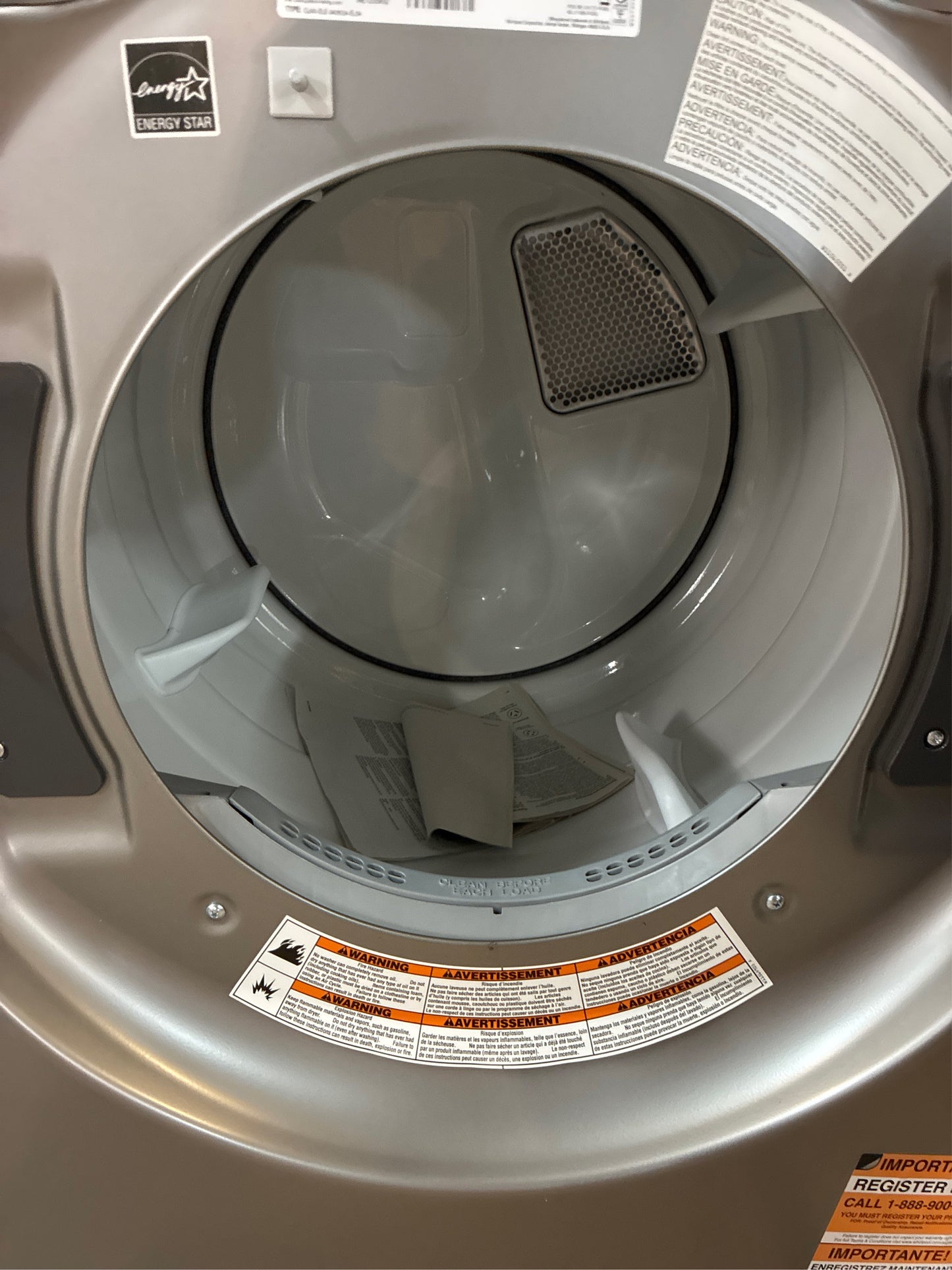 Whirlpool 7.4 cu. ft. Electric Dryer in Silver