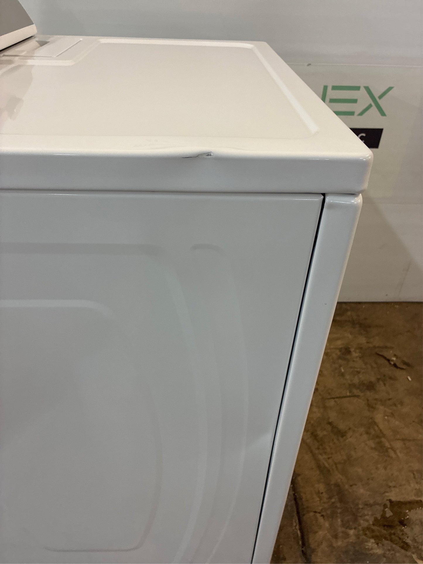 Whirlpool 7-Cu. Ft. Gas Dryer (White)