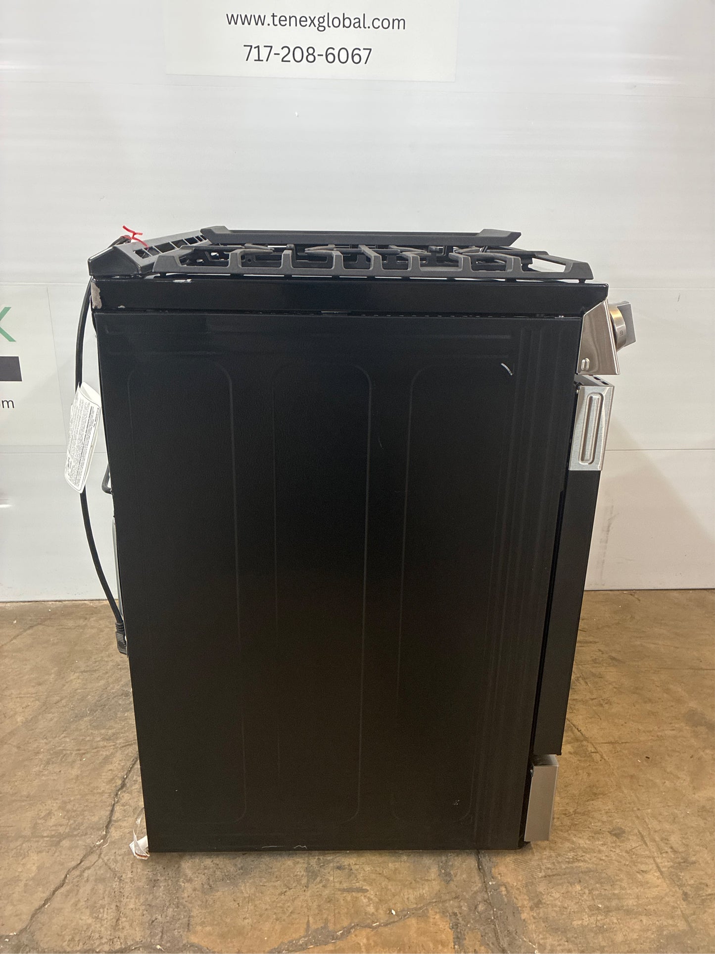 LG STUDIO 30" 5-Burner Gas Range