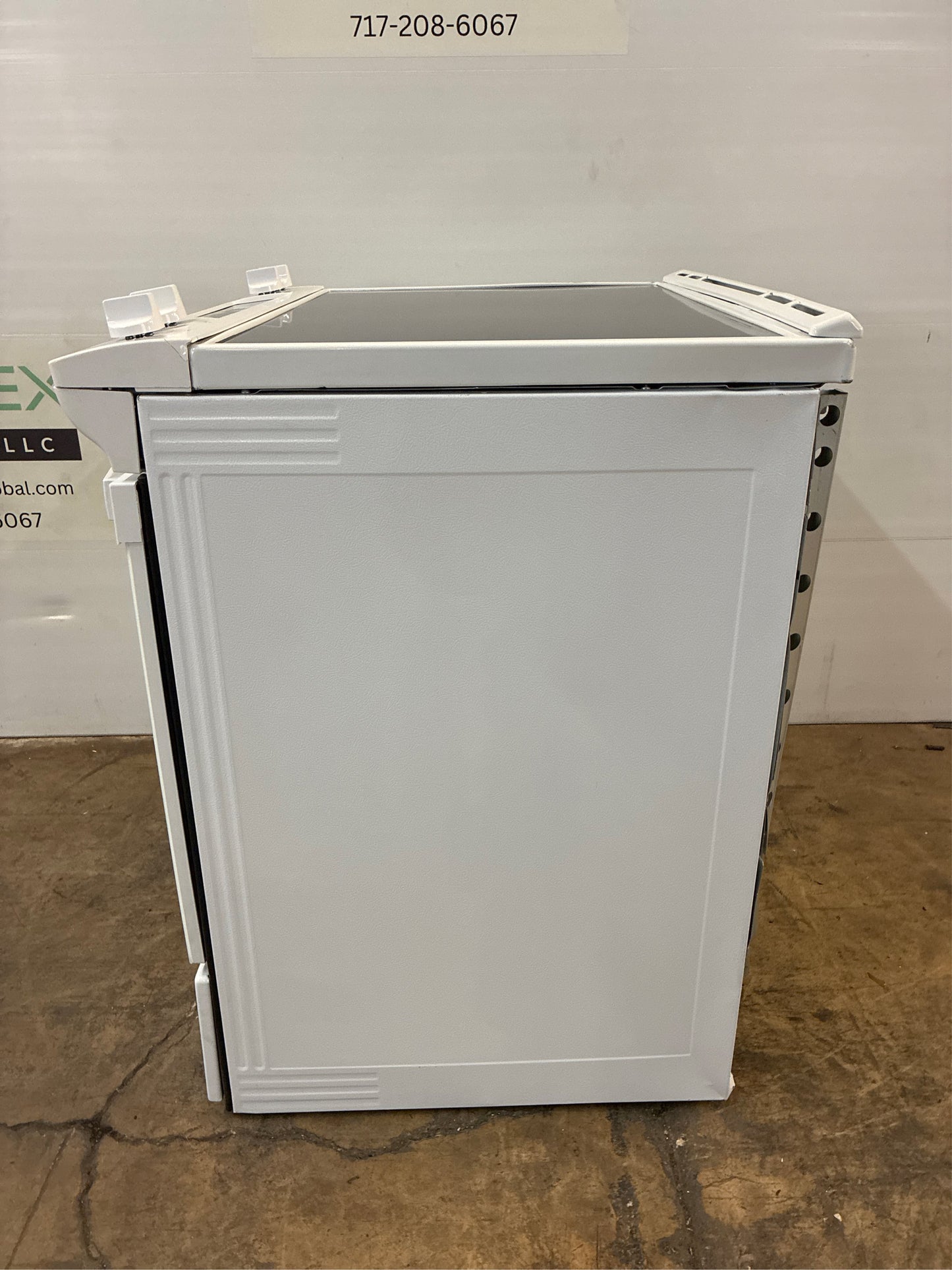 Whirlpool 30 in. 4.8 cu ft Electric Range - White