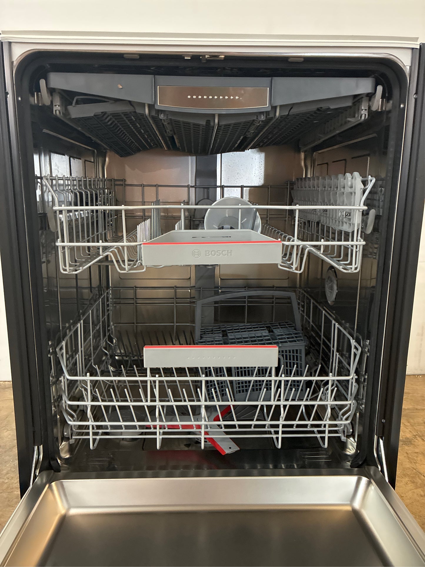 Bosch 800 24" Smart Dishwasher, 42-dBA Quiet