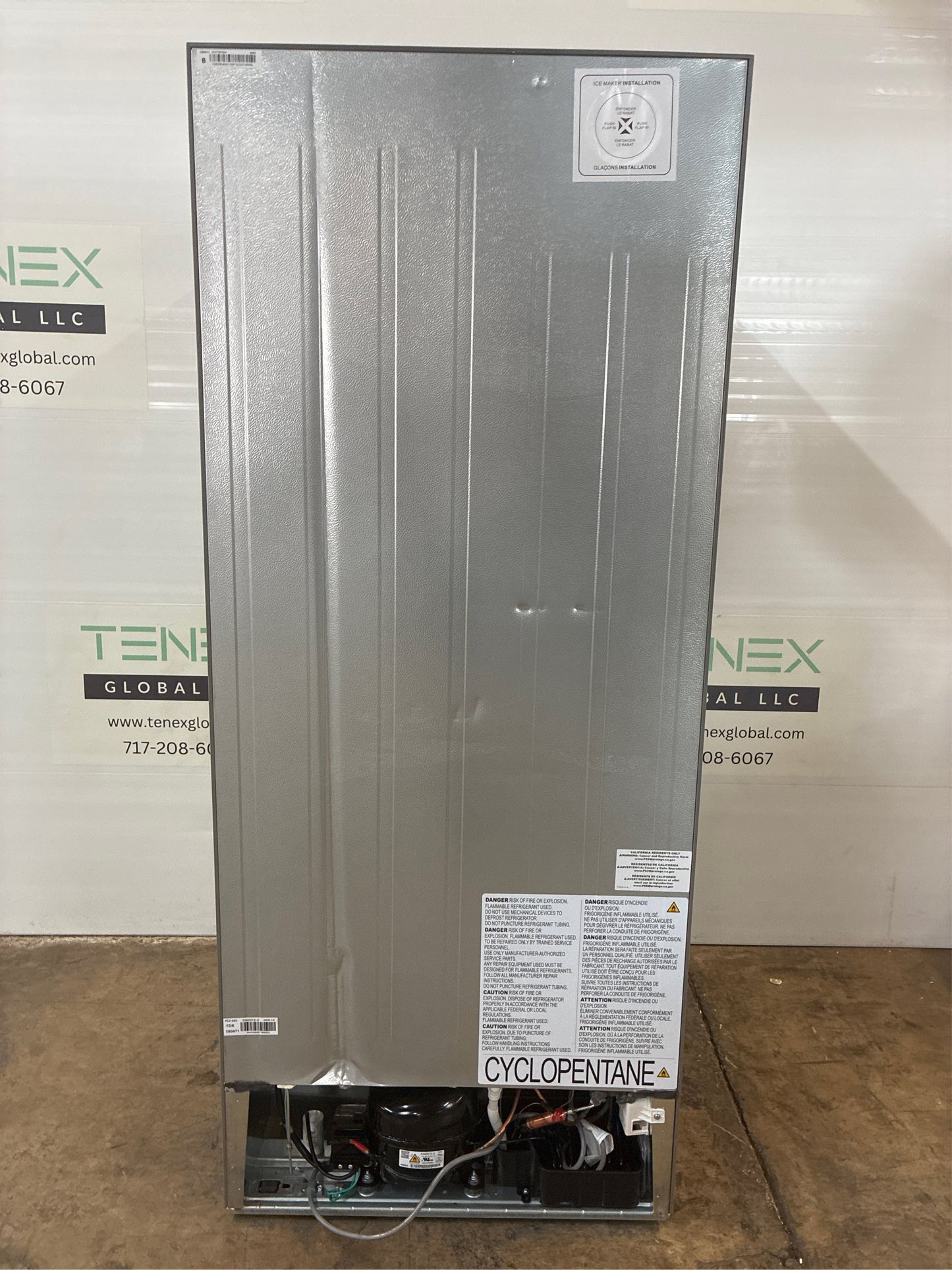 17.6 cu.ft. Top Freezer Refrigerator, Brushed Steel
