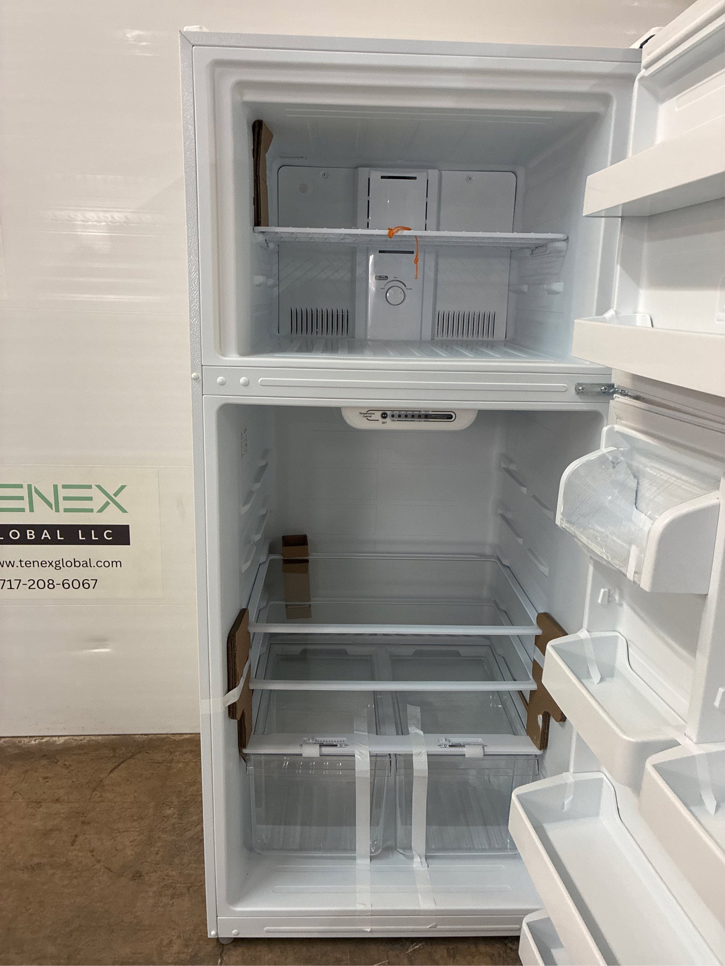 18 cu. ft. Top Freezer Refrigerator-White